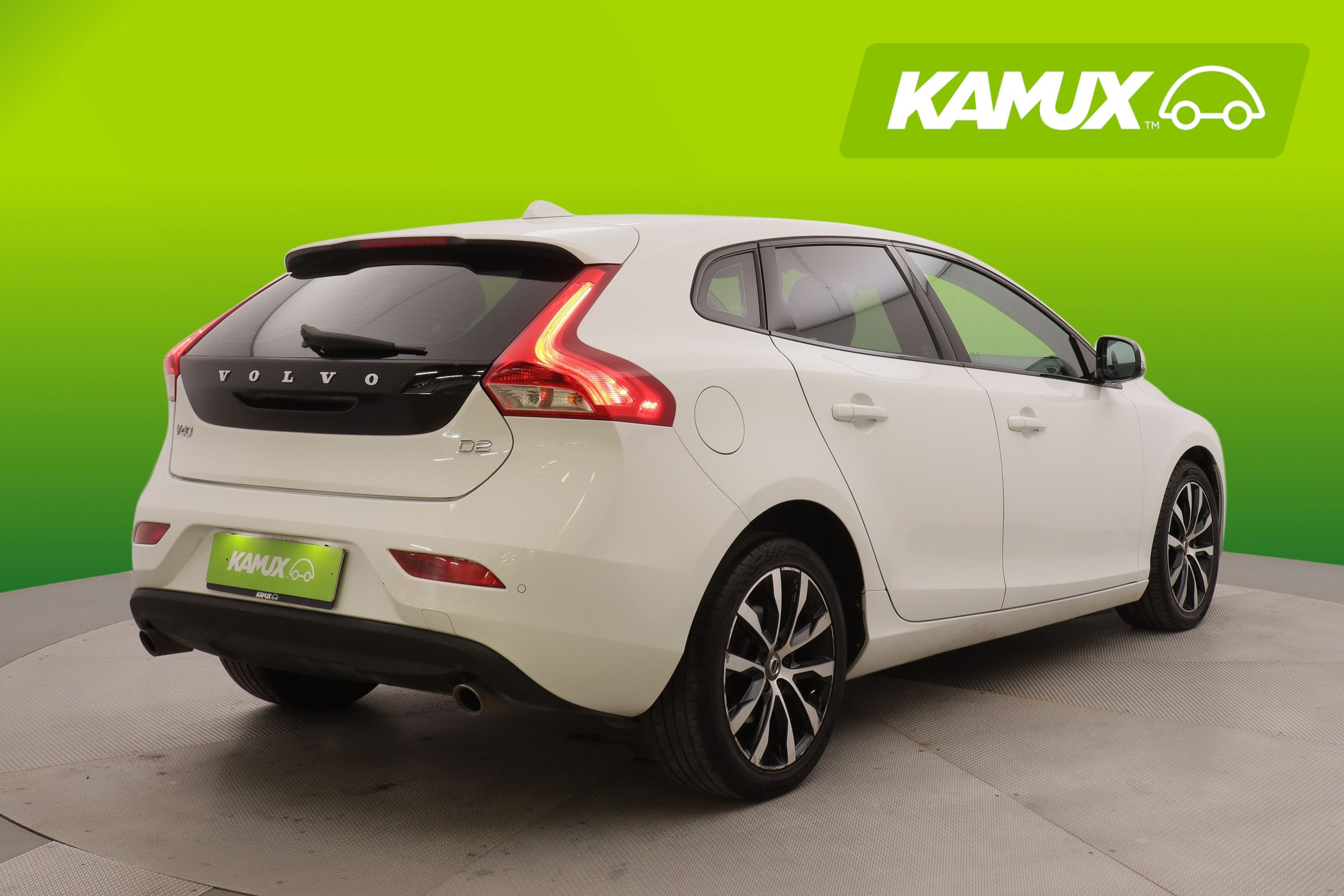Volvo V40 2019, kuva 3/17