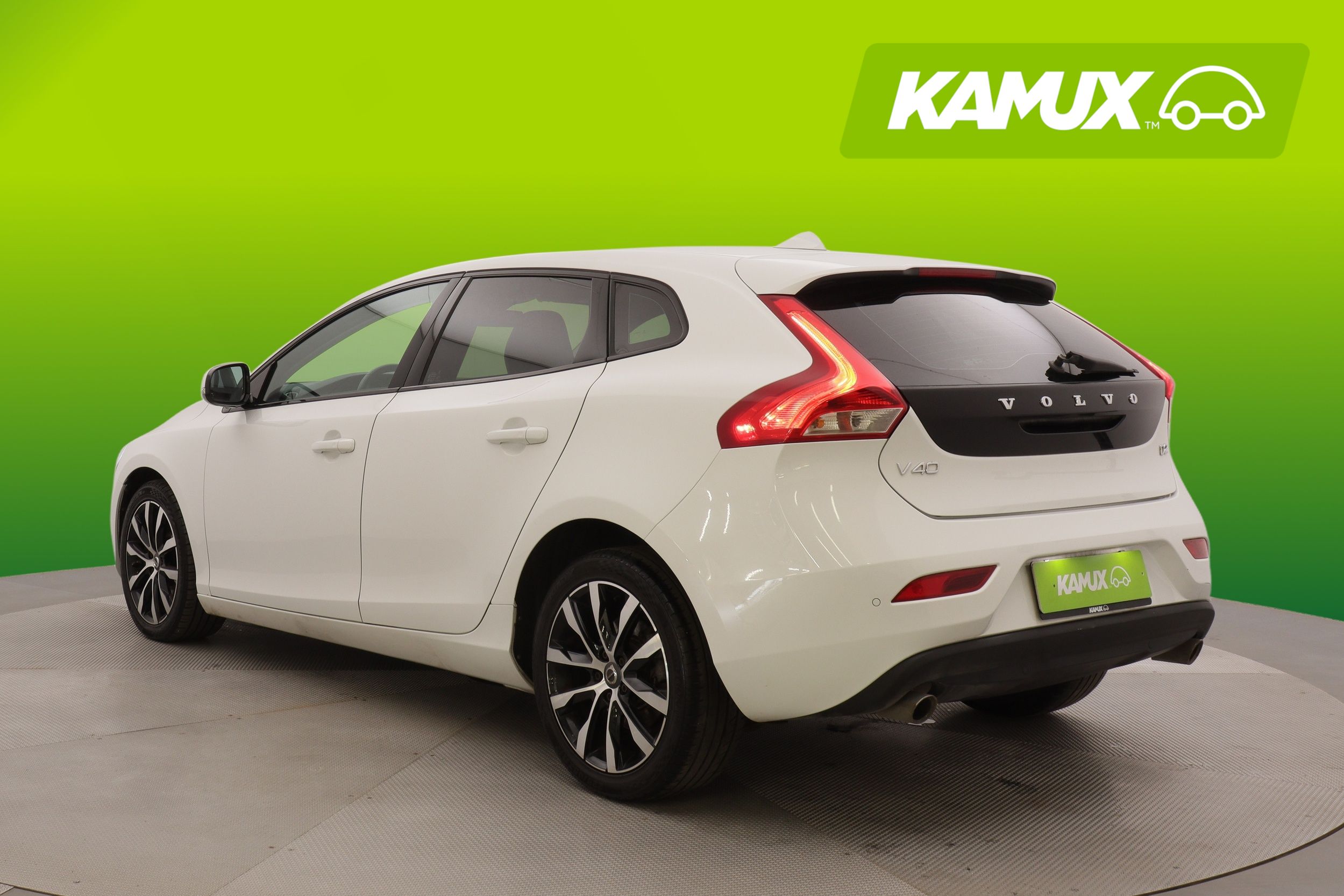 Volvo V40 2019, kuva 4/17