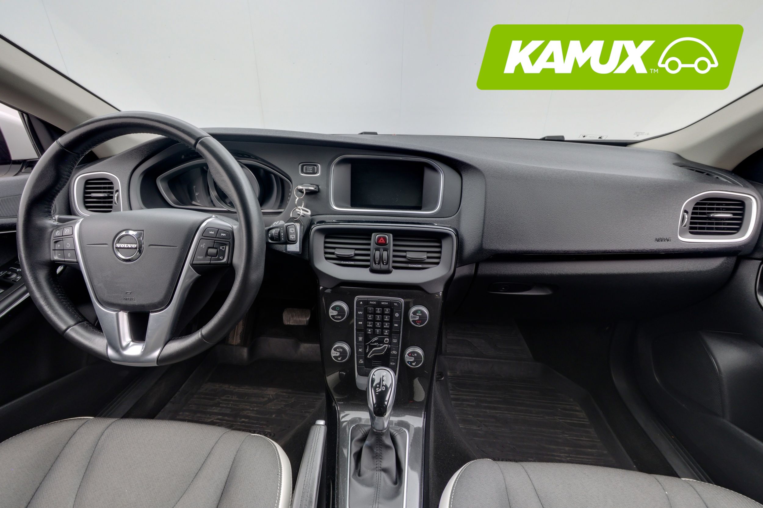 Volvo V40 2019, kuva 7/17