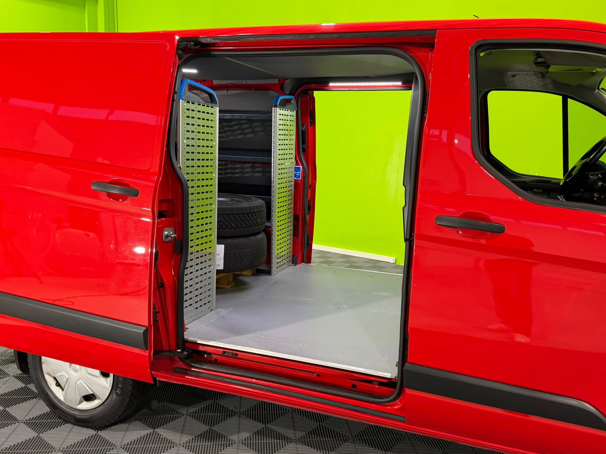 Ford Transit Custom 2020, kuva 6/14