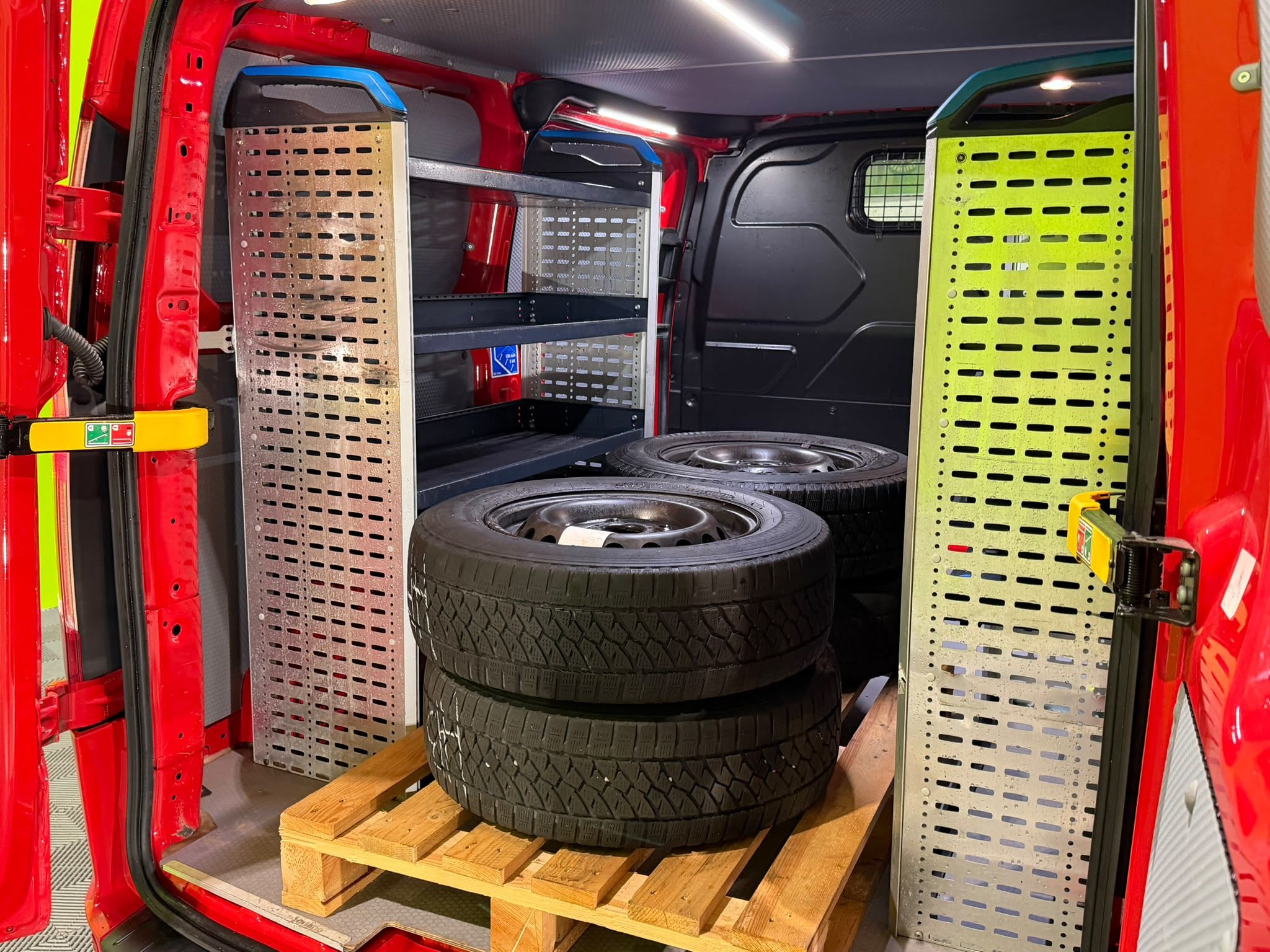 Ford Transit Custom 2020, kuva 7/14