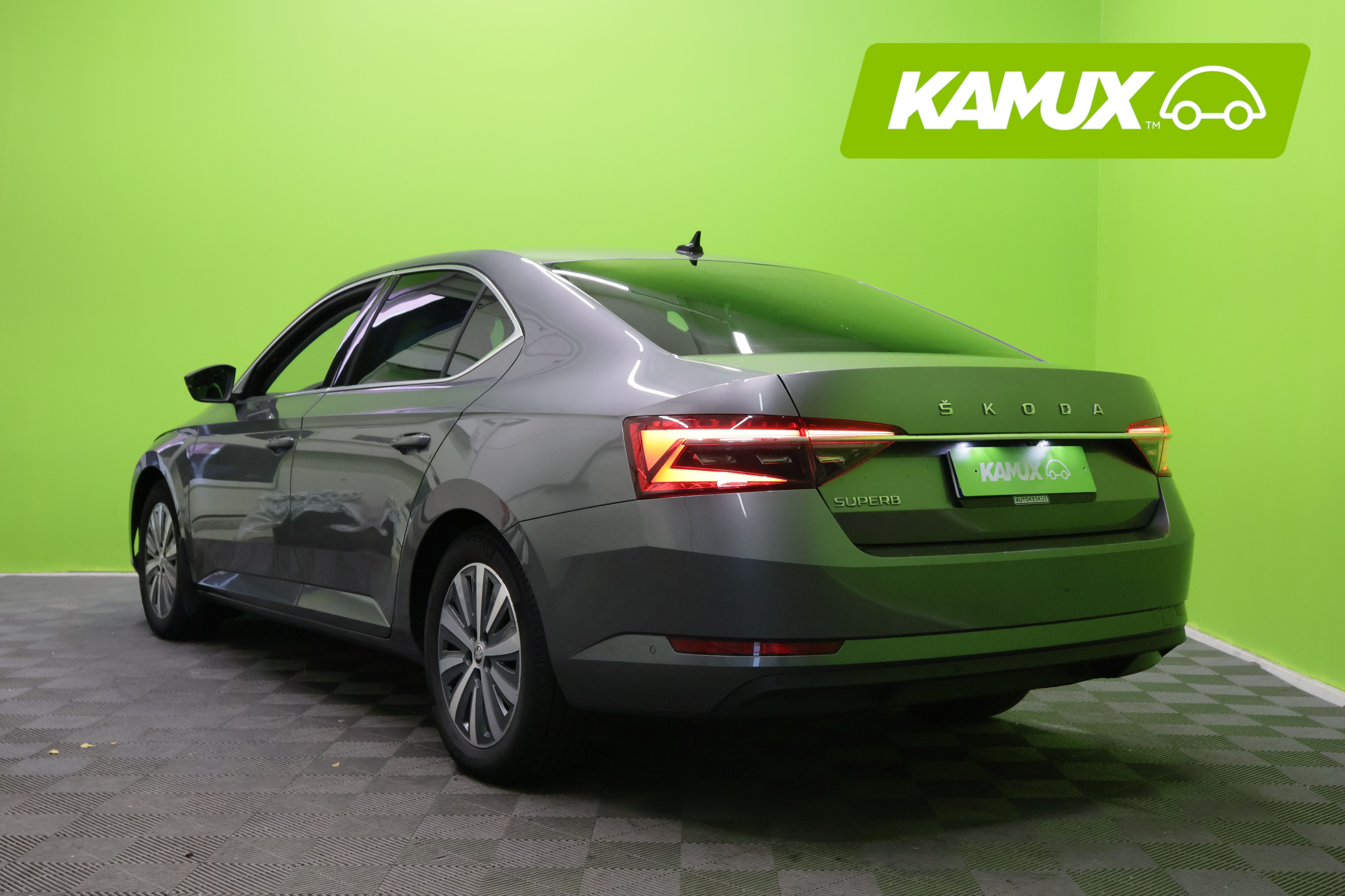 Skoda Superb 2023, kuva 7/24