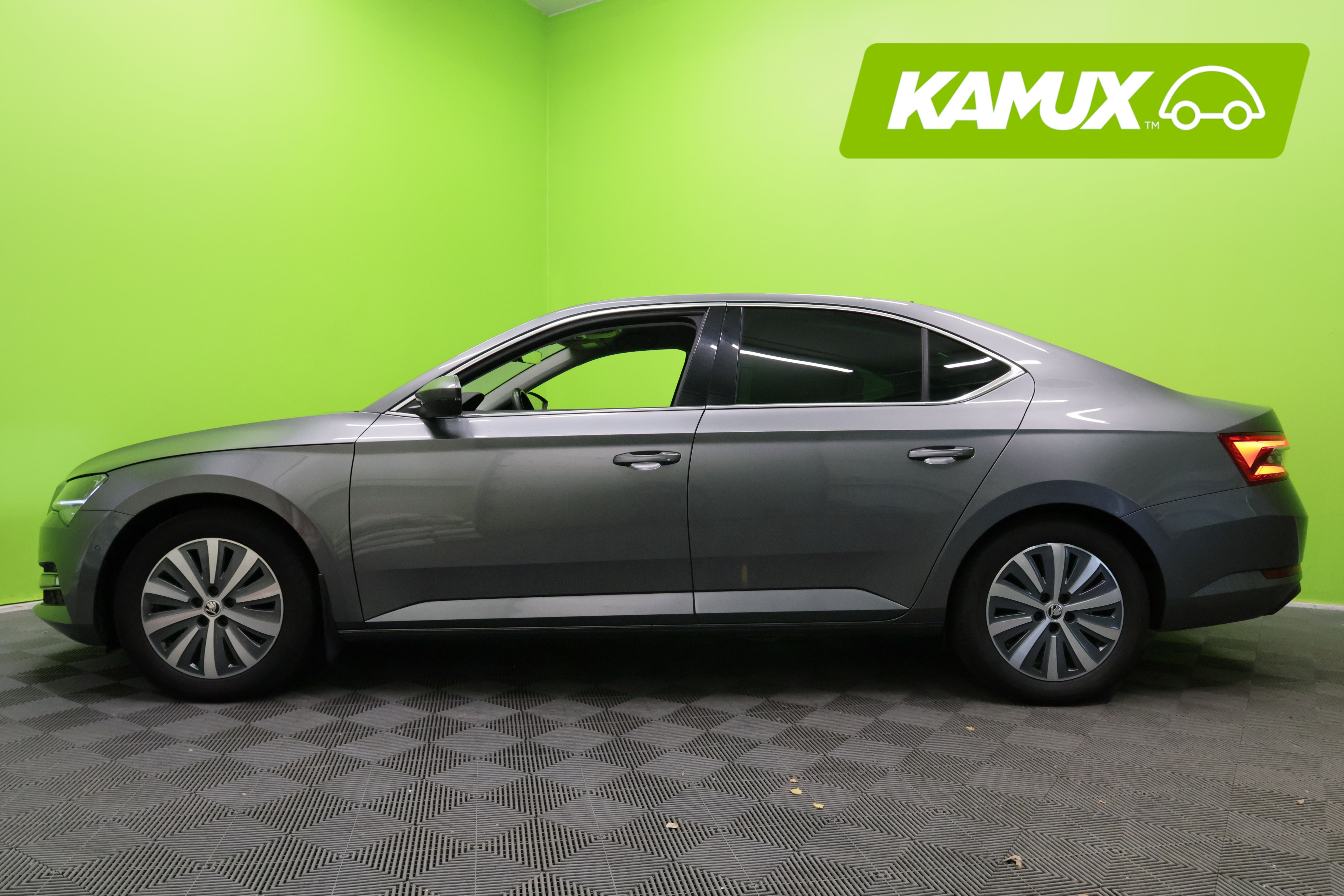 Skoda Superb 2023, kuva 6/24