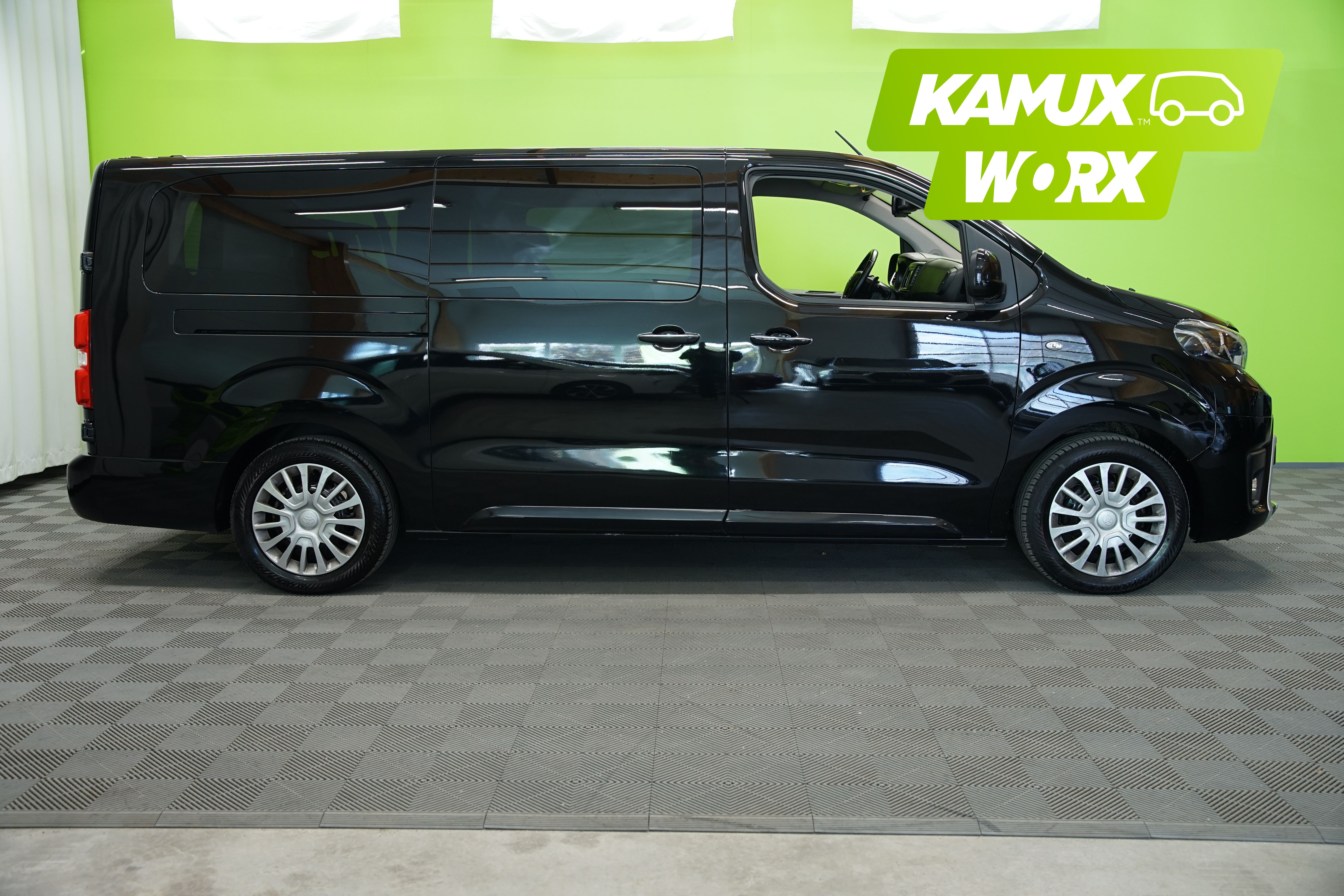 Toyota Proace Verso 2020, photo 2/17