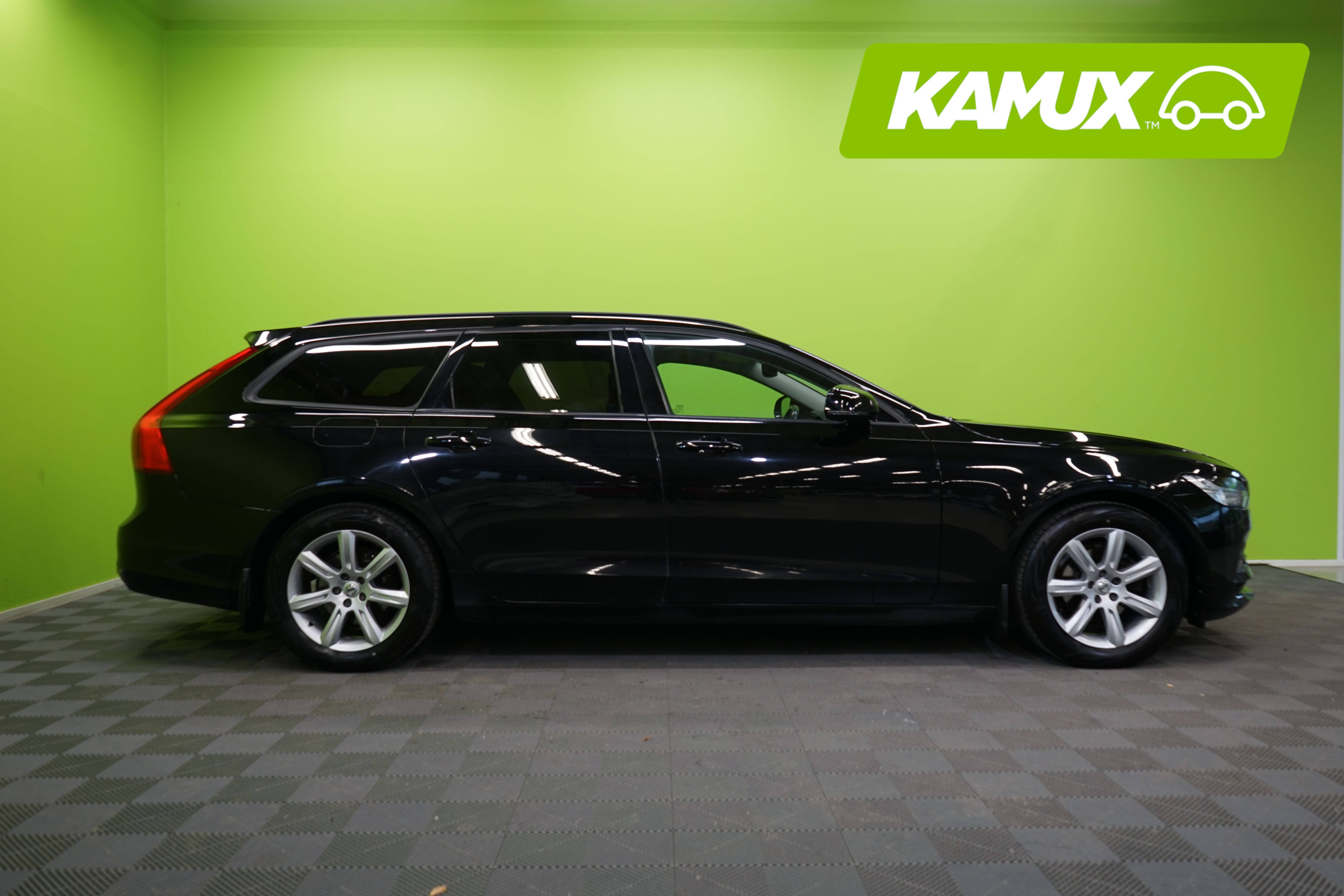 Volvo V90 D3 AWD Kinetic aut 2017, photo 2/26