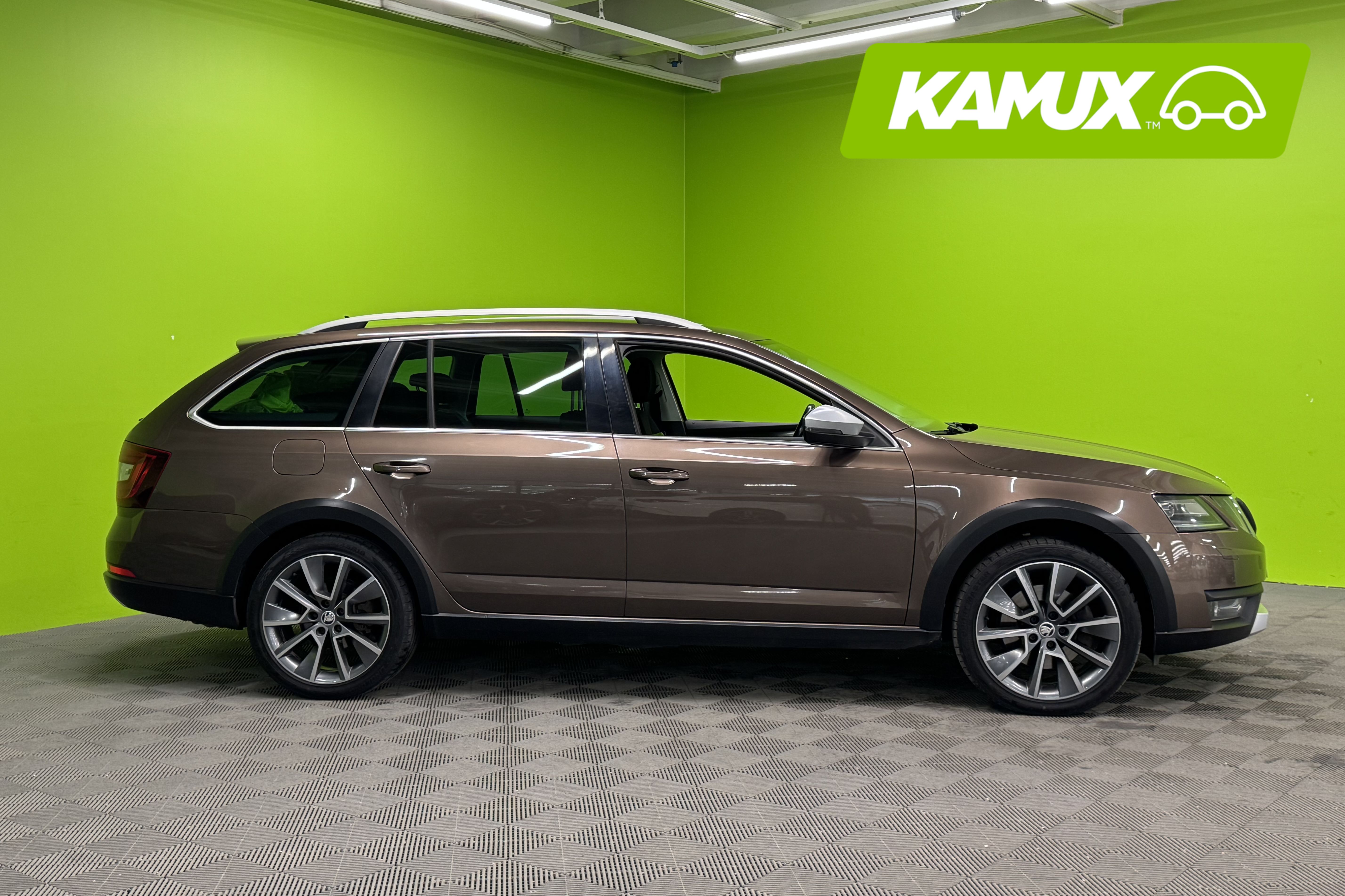 Skoda Octavia 2017, kuva 2/26