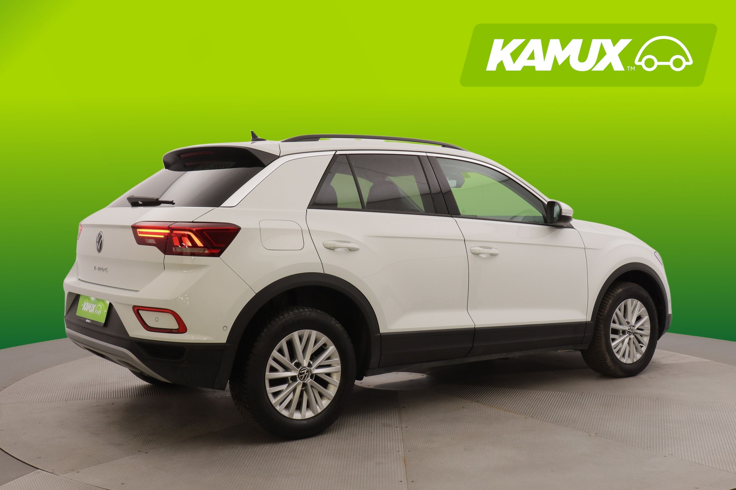 Volkswagen T-Roc Life 1,0 TSI 81 kW 2023, kuva 2/22