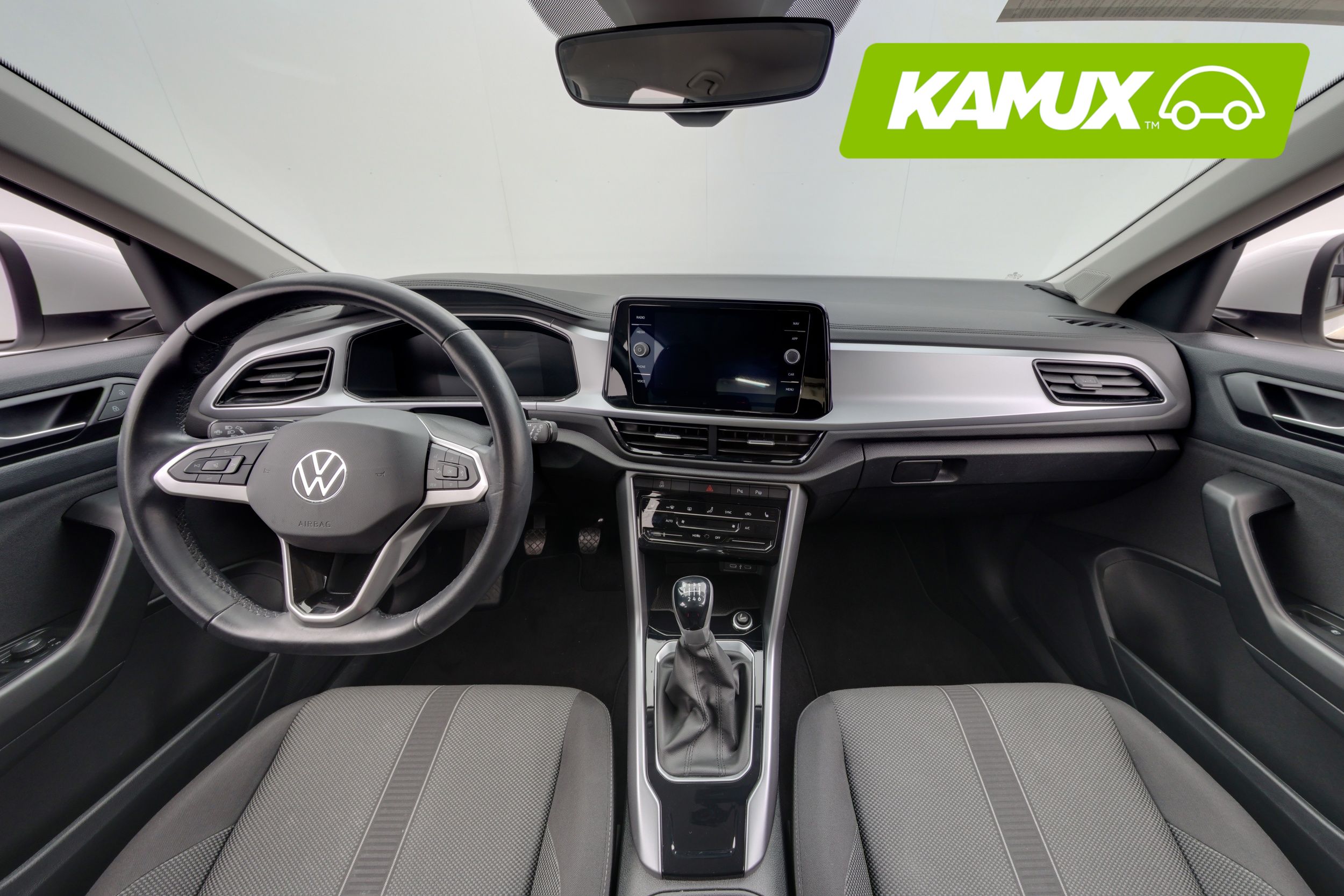 Volkswagen T-Roc Life 1,0 TSI 81 kW 2023, kuva 7/22