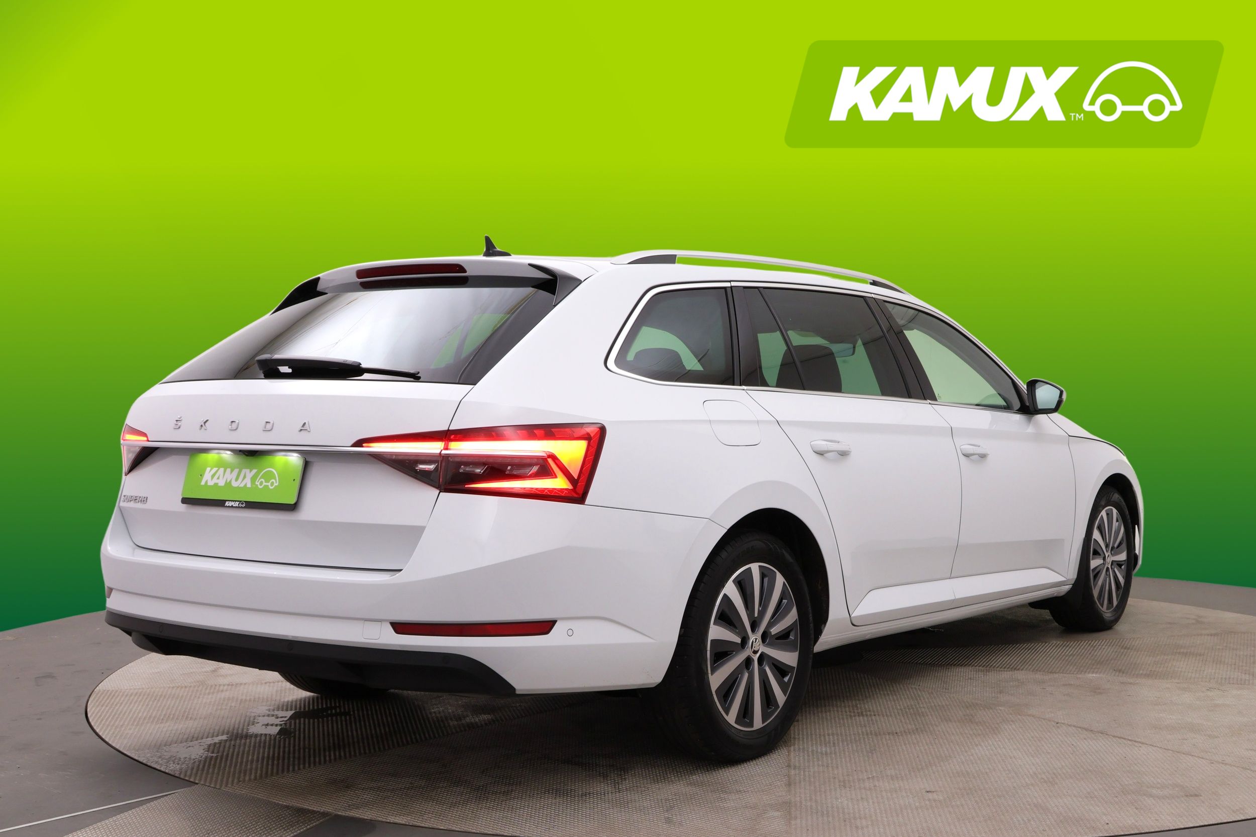 Skoda Superb 2023, kuva 3/23