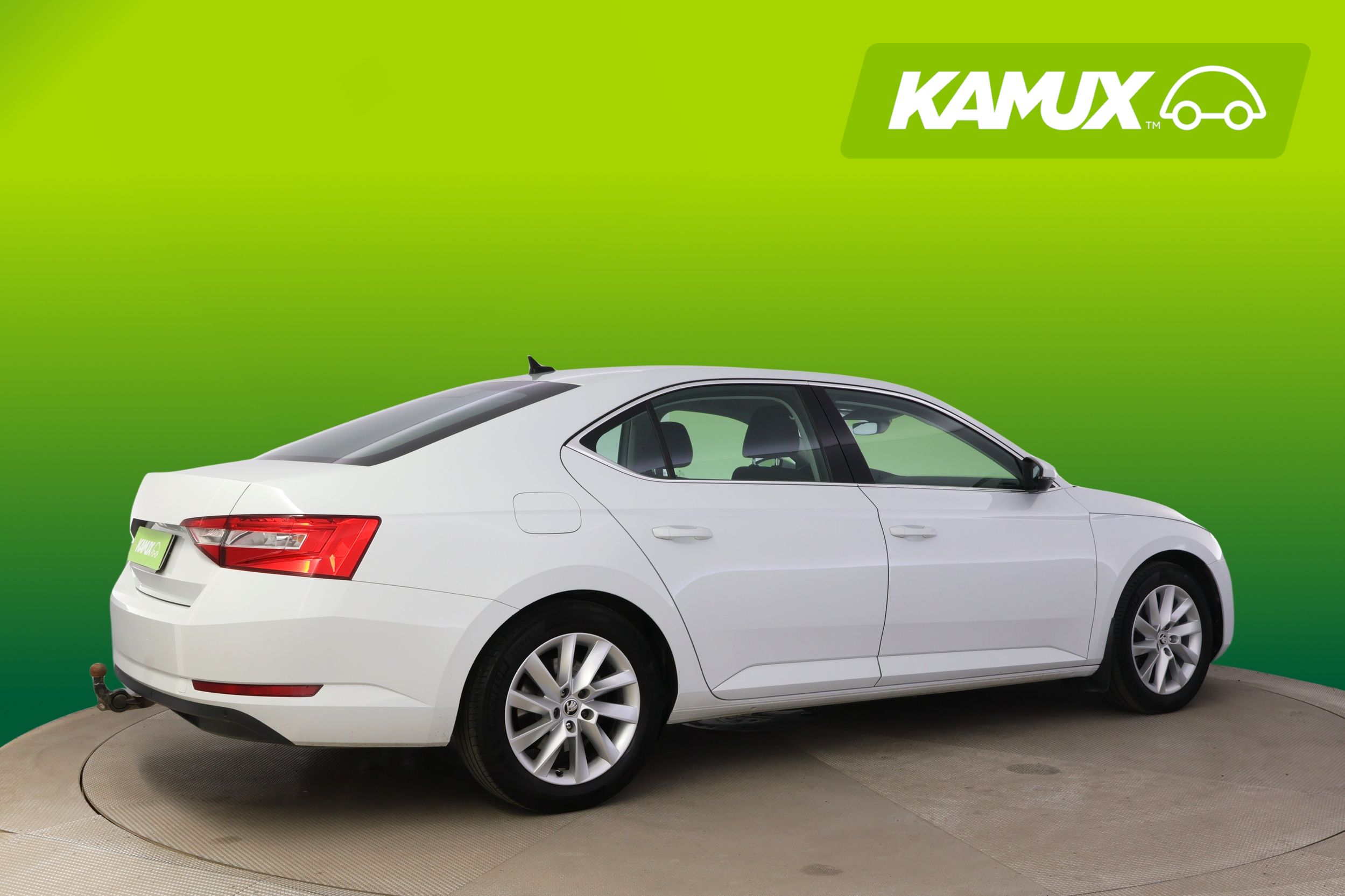 Skoda Superb 2023, kuva 2/27
