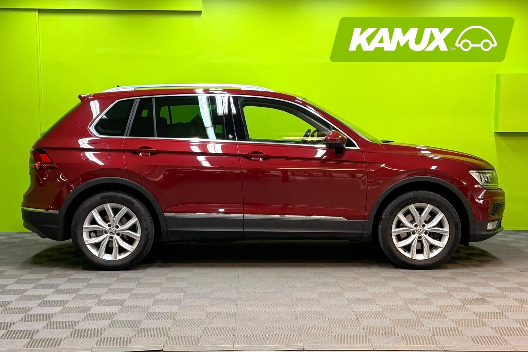 Volkswagen Tiguan 2017, photo 2/14