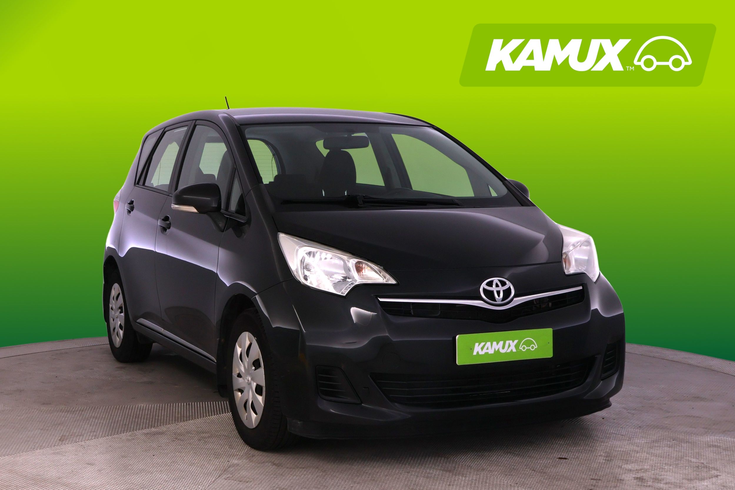 Toyota Verso-S 2012, photo 6/20