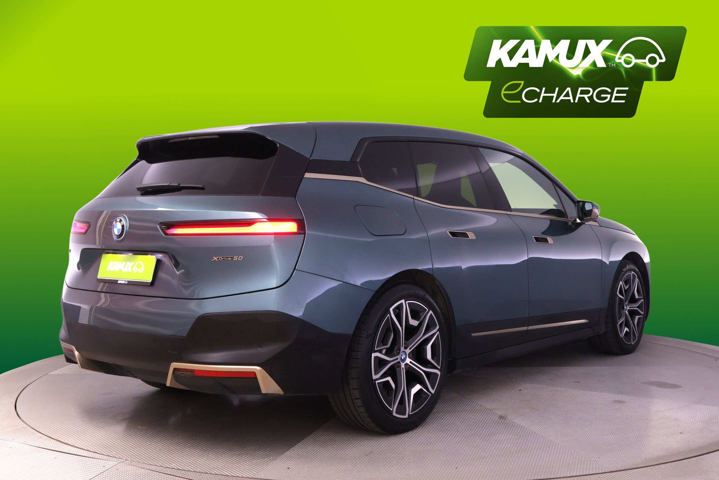 BMW iX xDrive50 2022, kuva 2/27