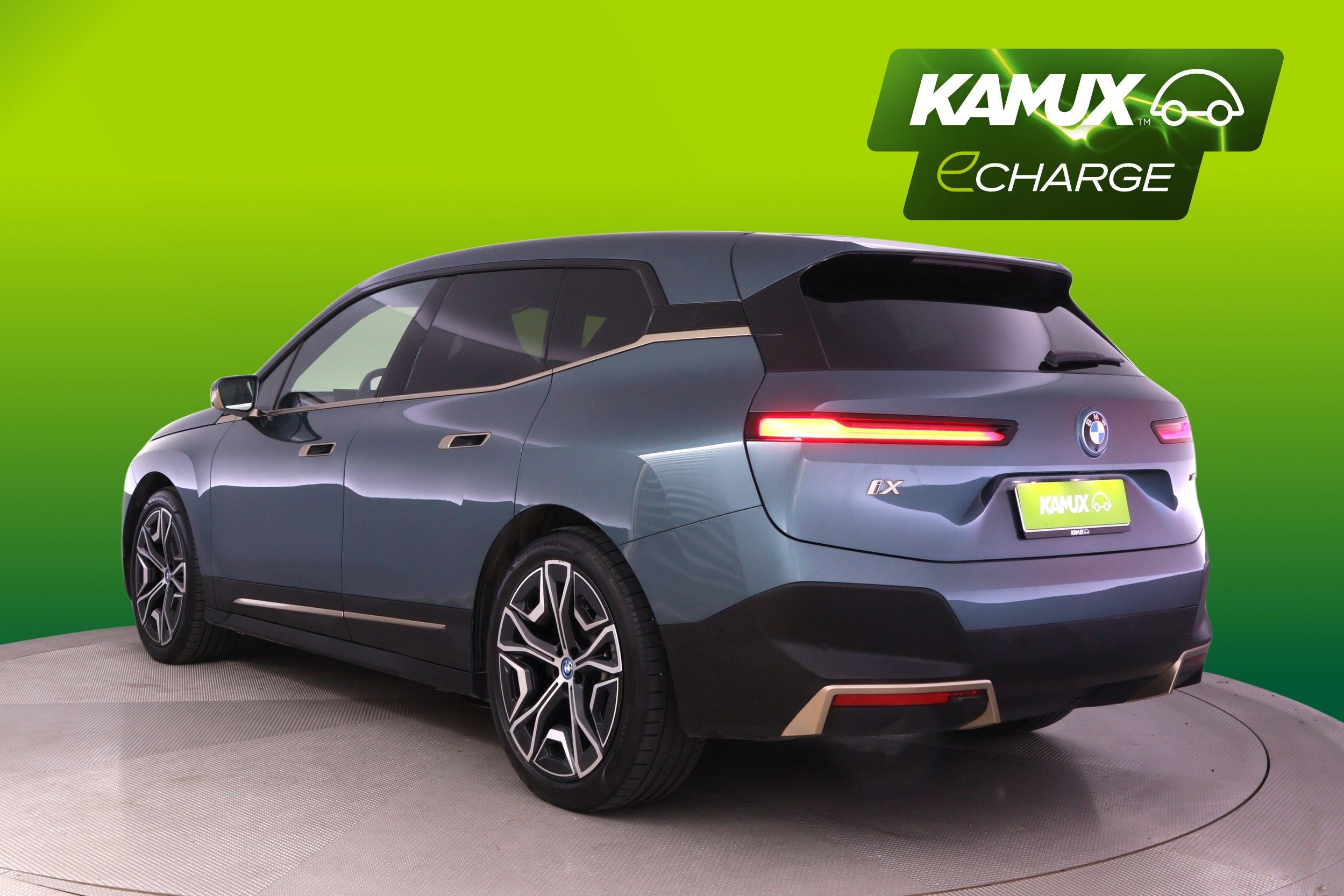 BMW iX xDrive50 2022, kuva 4/27