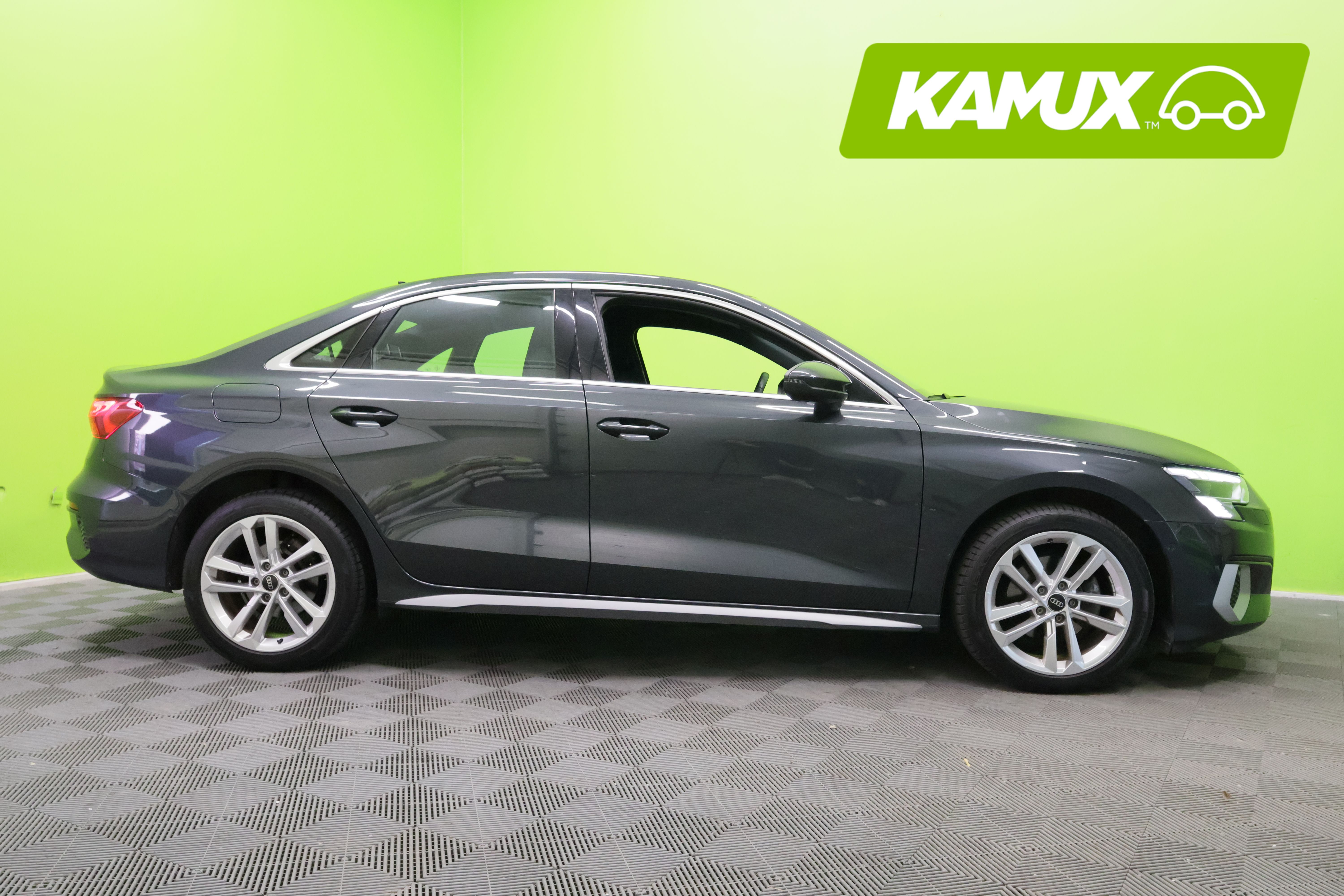 Audi A3 2023, kuva 2/23