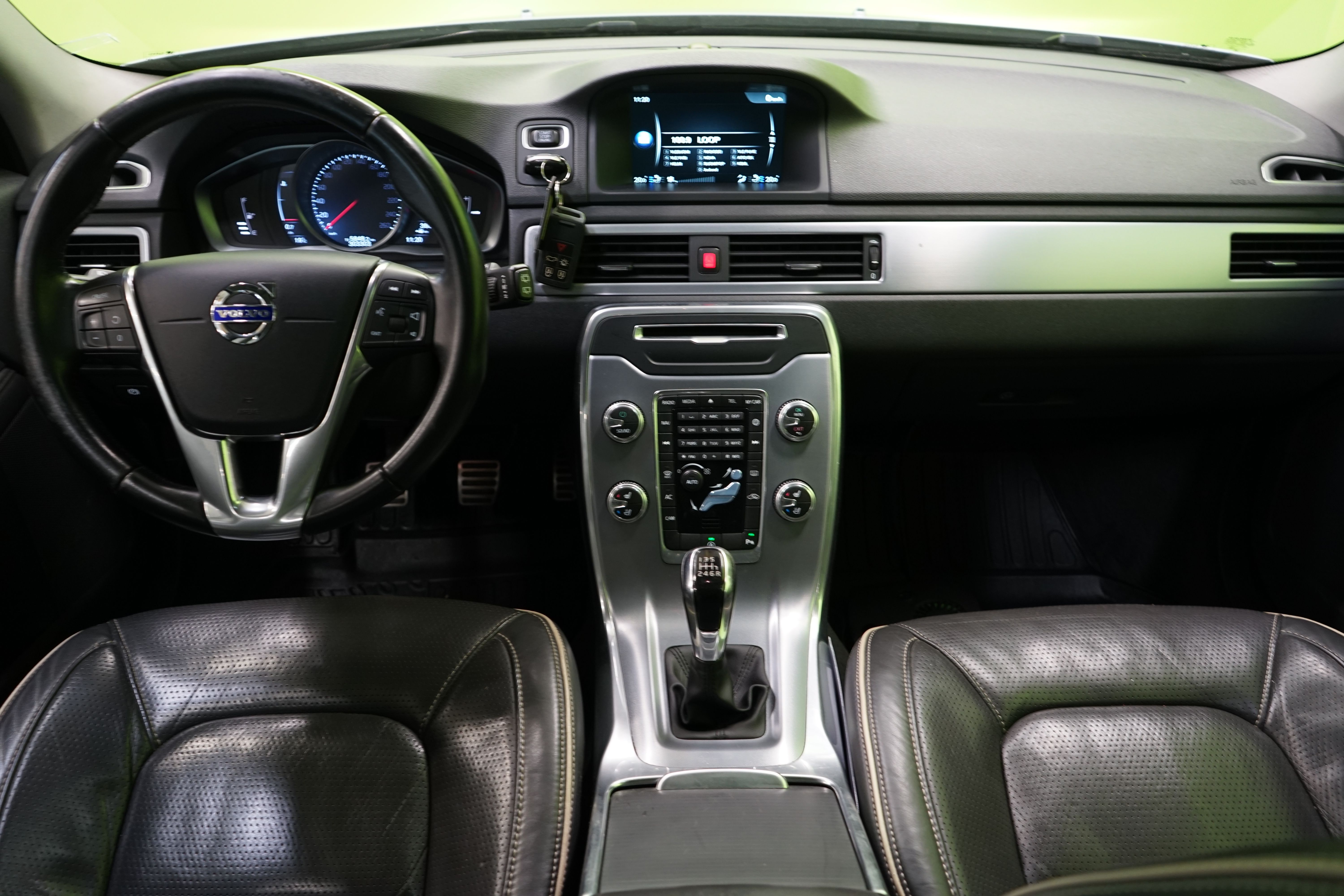 Volvo V70 2016, kuva 7/23