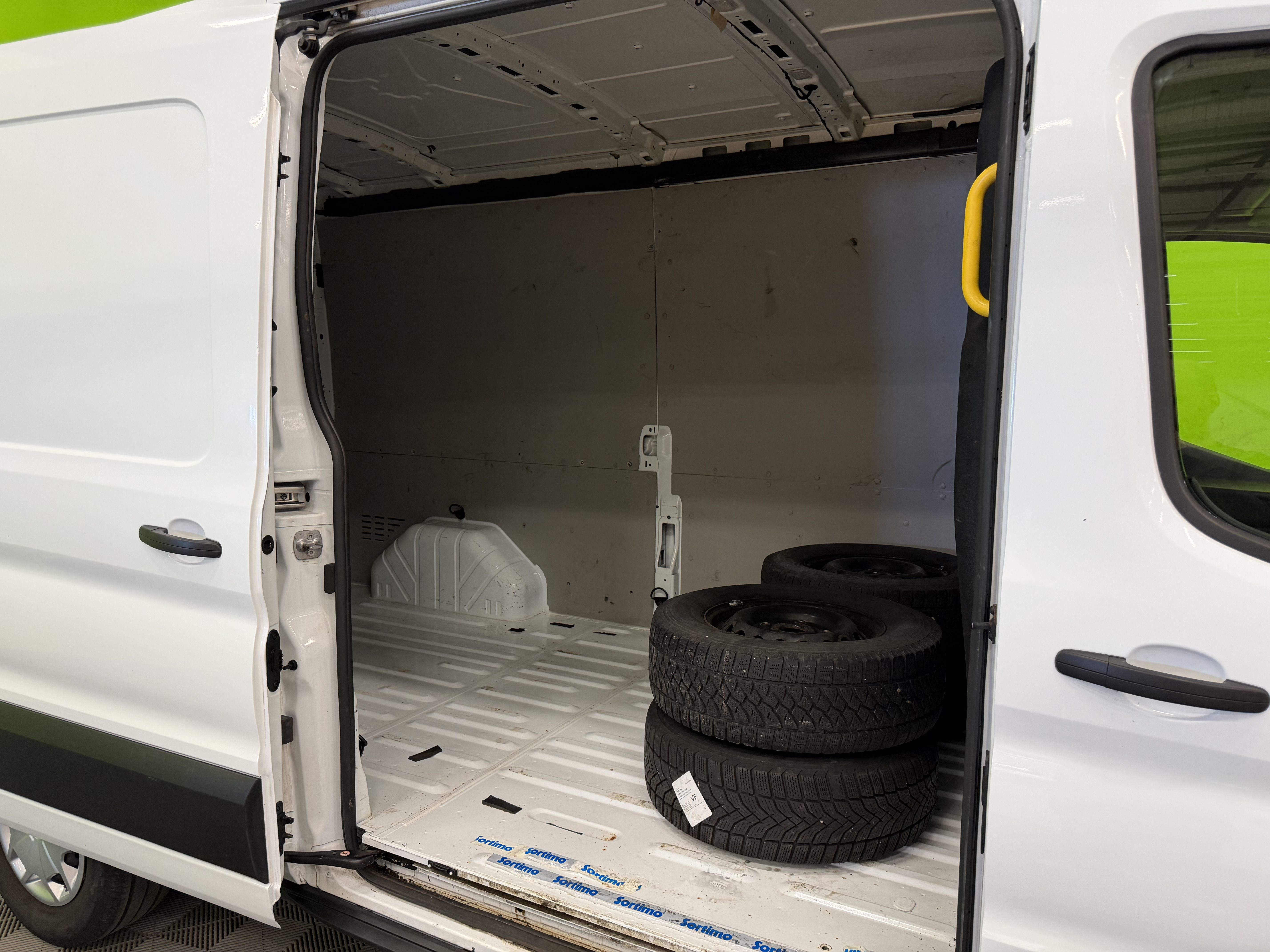 Ford Transit 2021, kuva 5/26