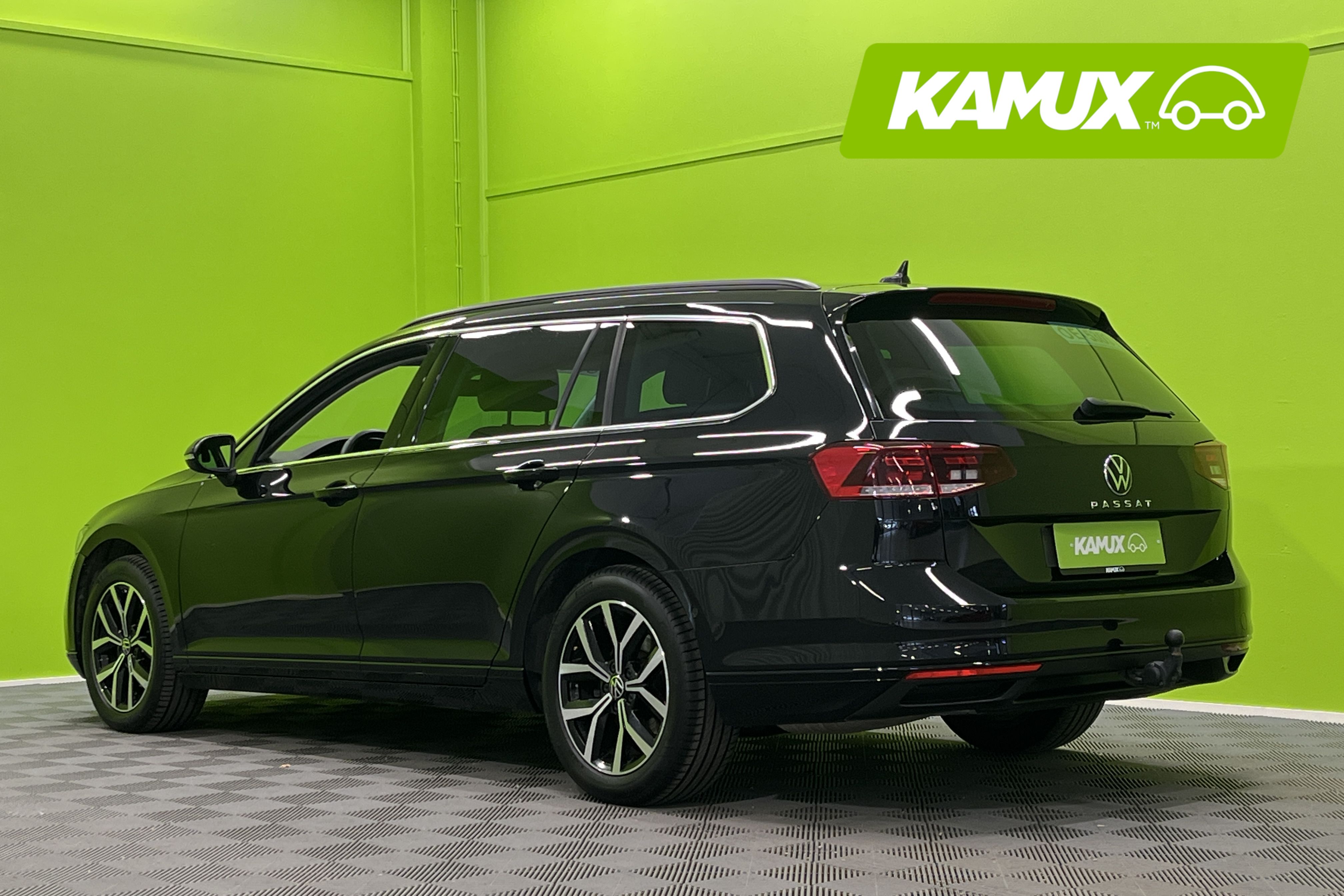 Volkswagen Passat 2023, photo 4/26