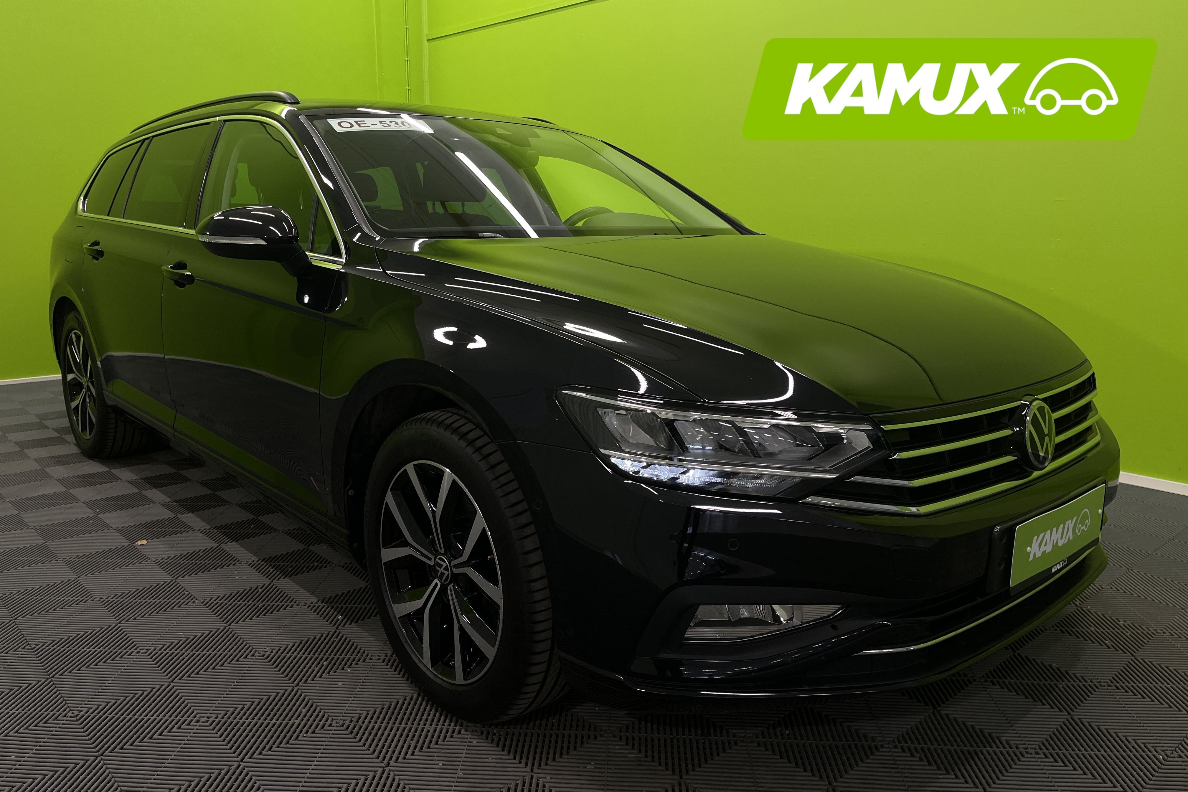 Volkswagen Passat 2023, photo 5/26