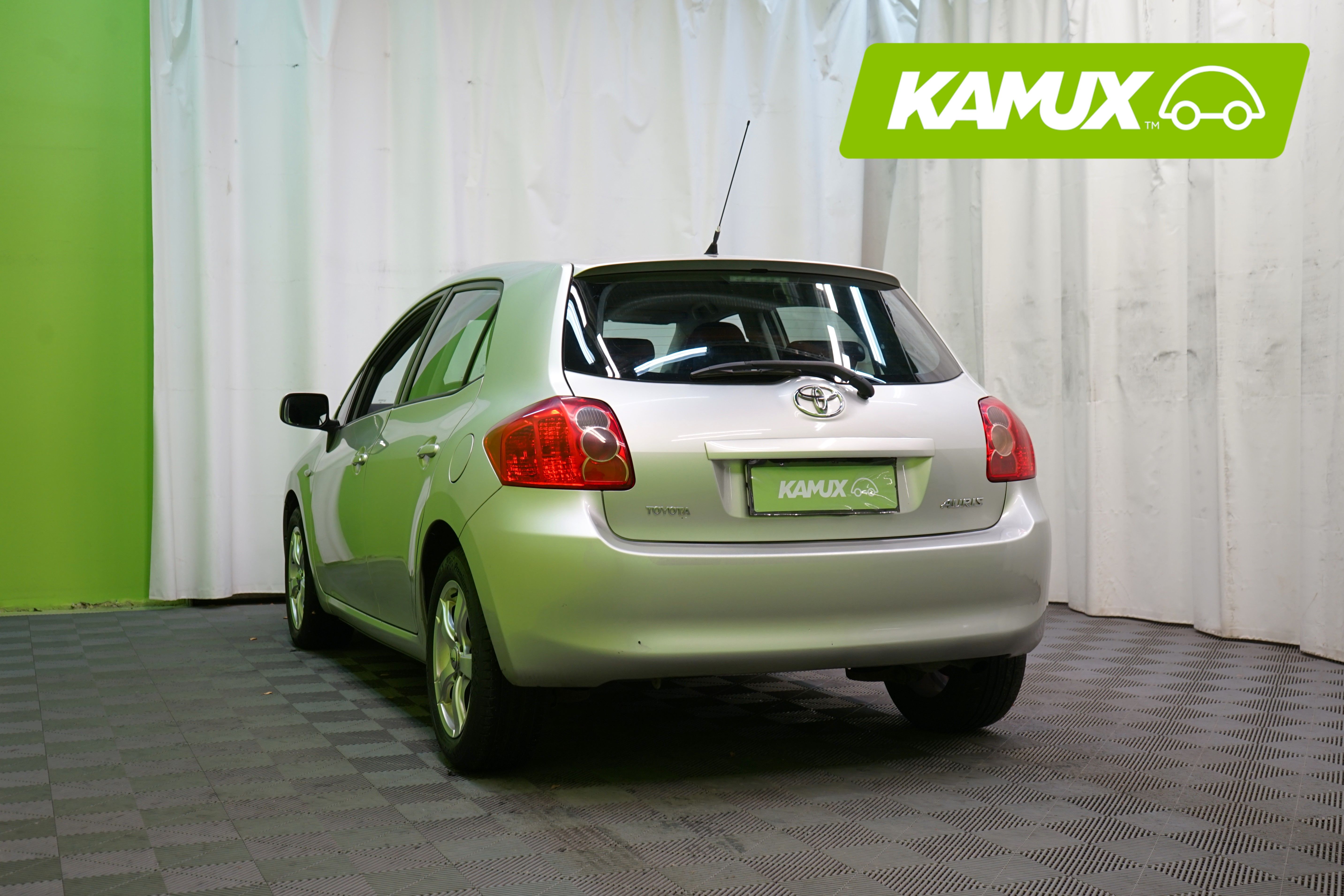 Toyota Auris 2007, photo 4/21