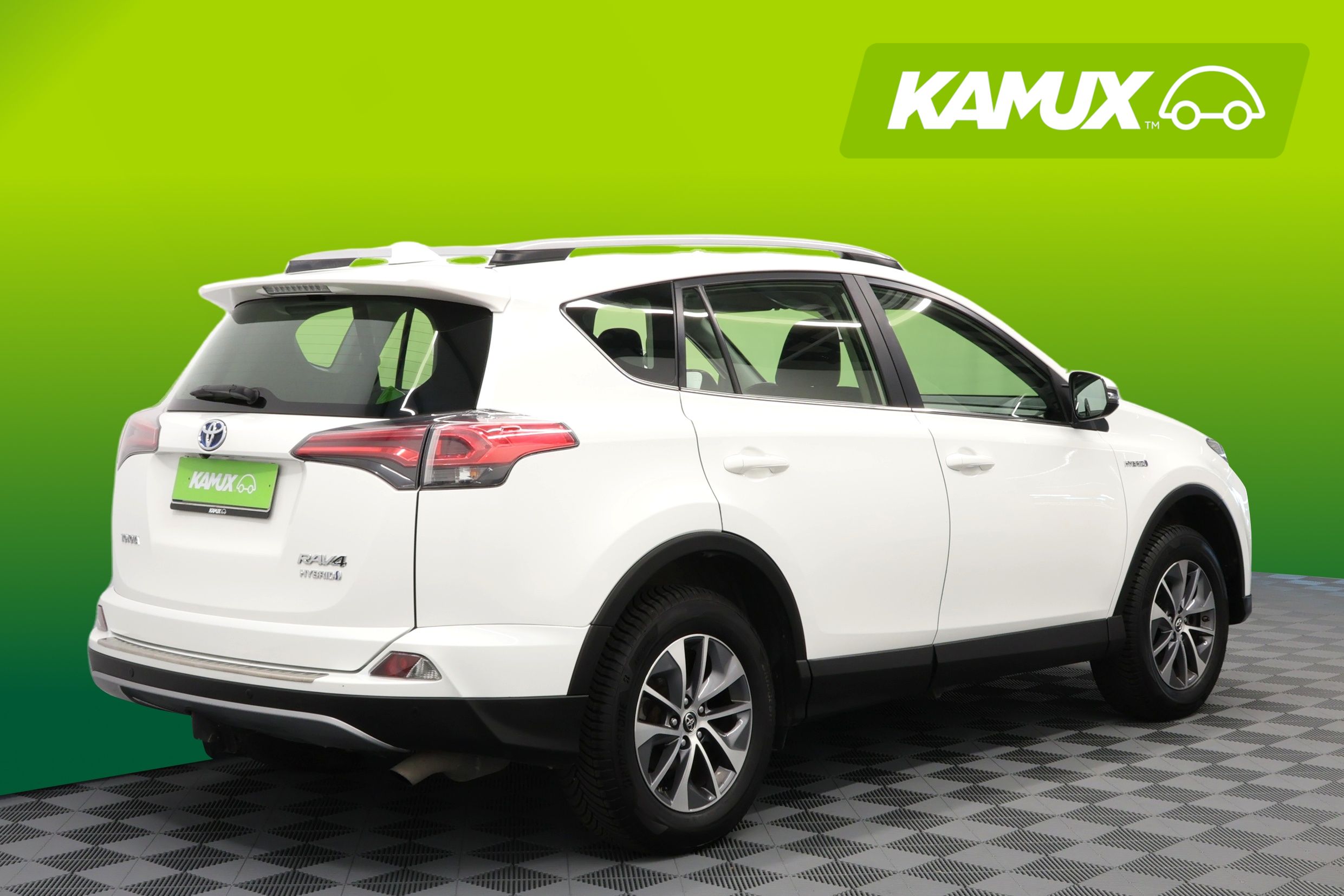 Toyota RAV4 2017, kuva 2/25