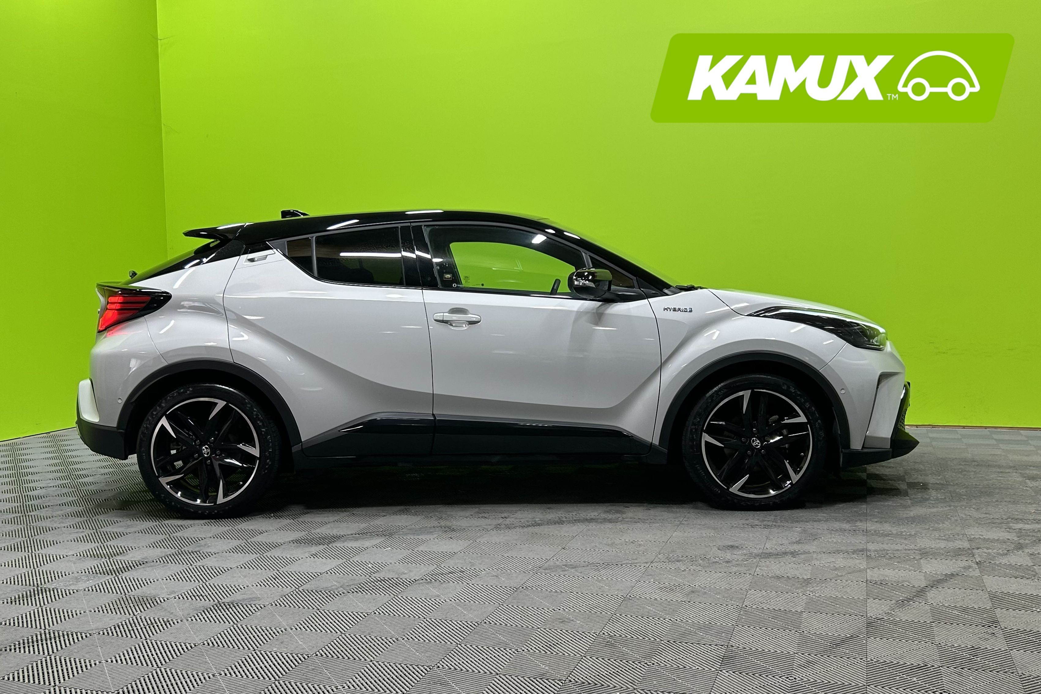 Toyota C-HR 2,0 Hybrid GR Sport 2021, photo 2/24