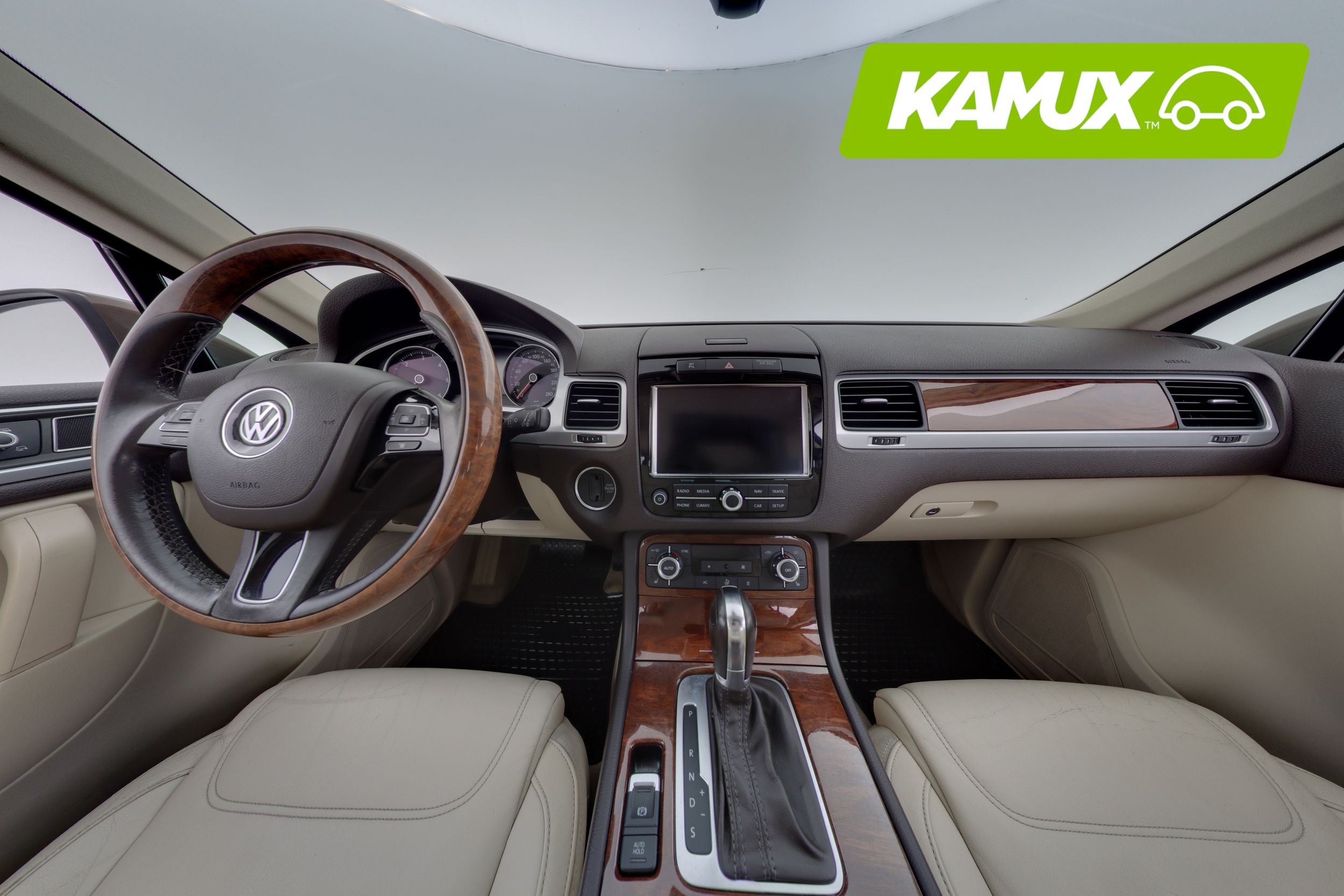 Volkswagen Touareg 2011, kuva 7/37