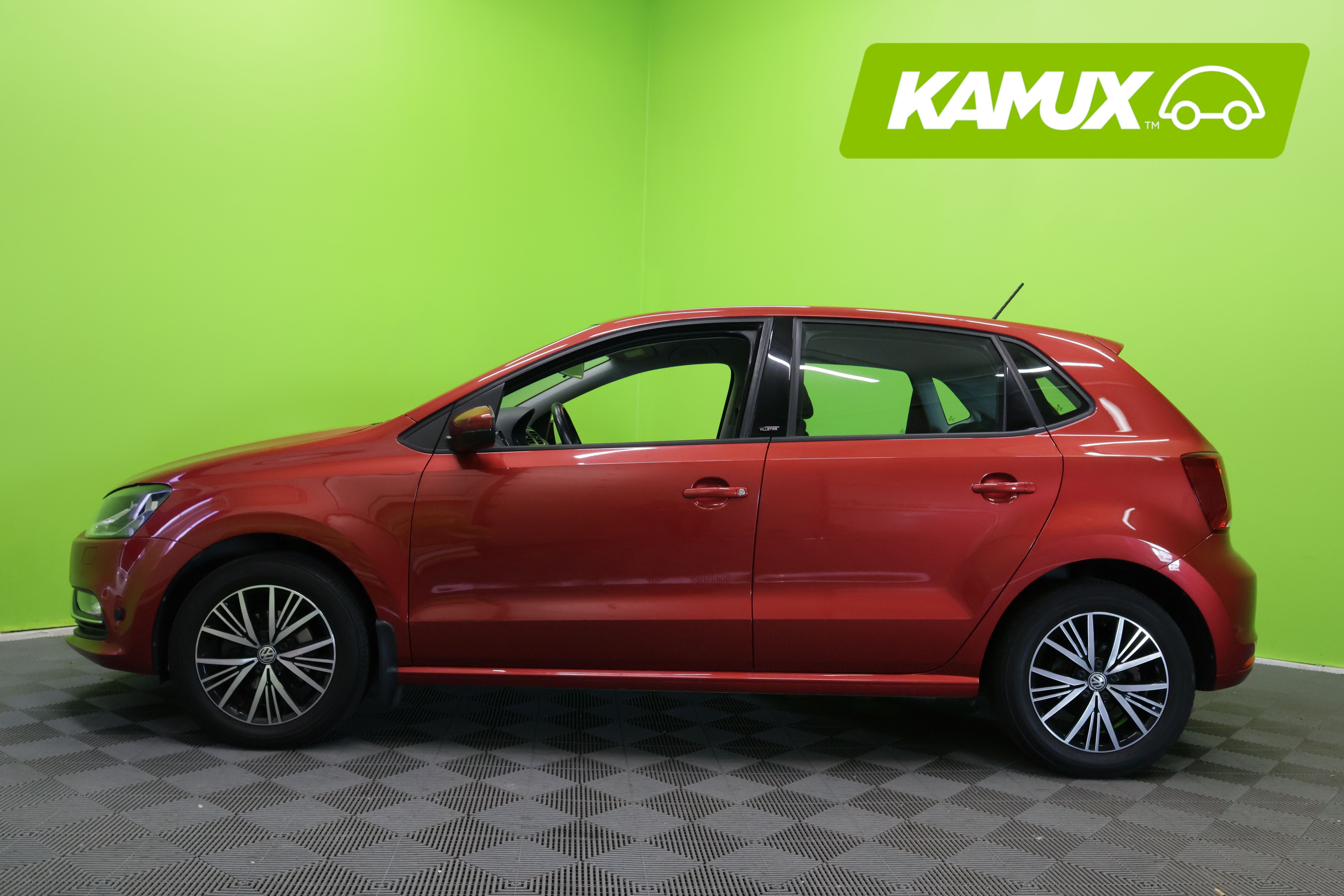 Volkswagen Polo 2017, photo 6/21