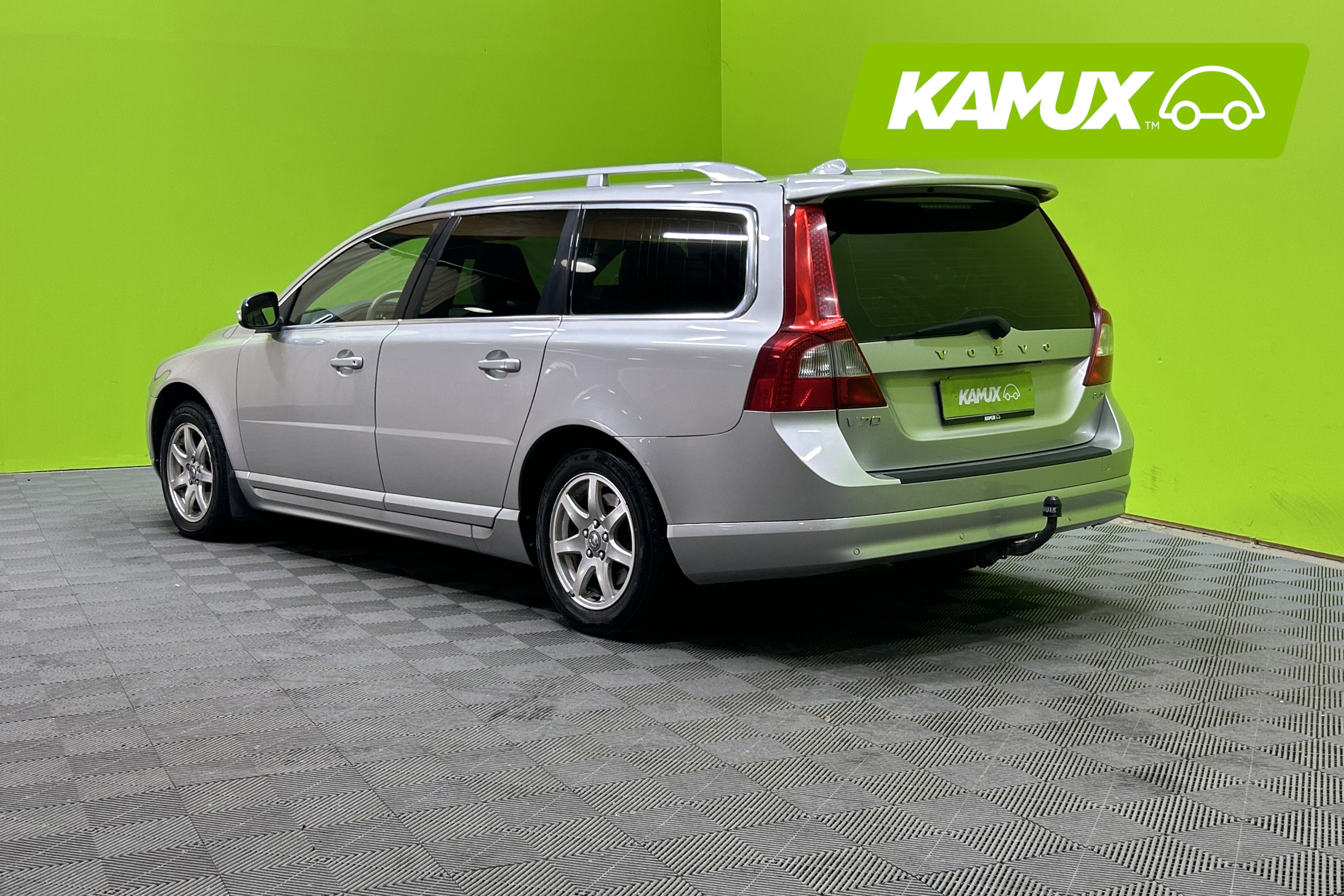 Volvo V70 2,4D Summum aut 2008, kuva 4/22