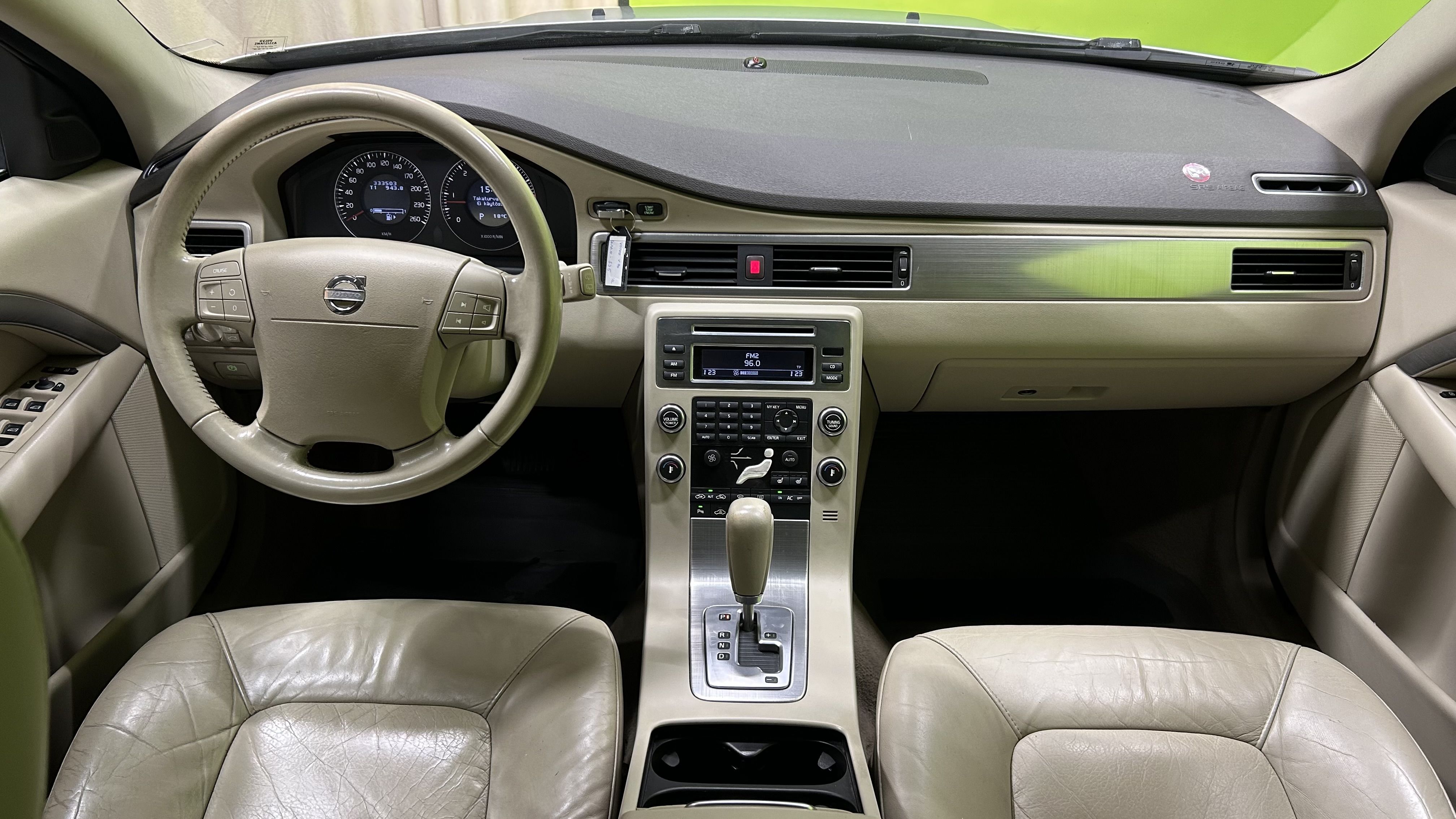 Volvo V70 2,4D Summum aut 2008, kuva 6/22