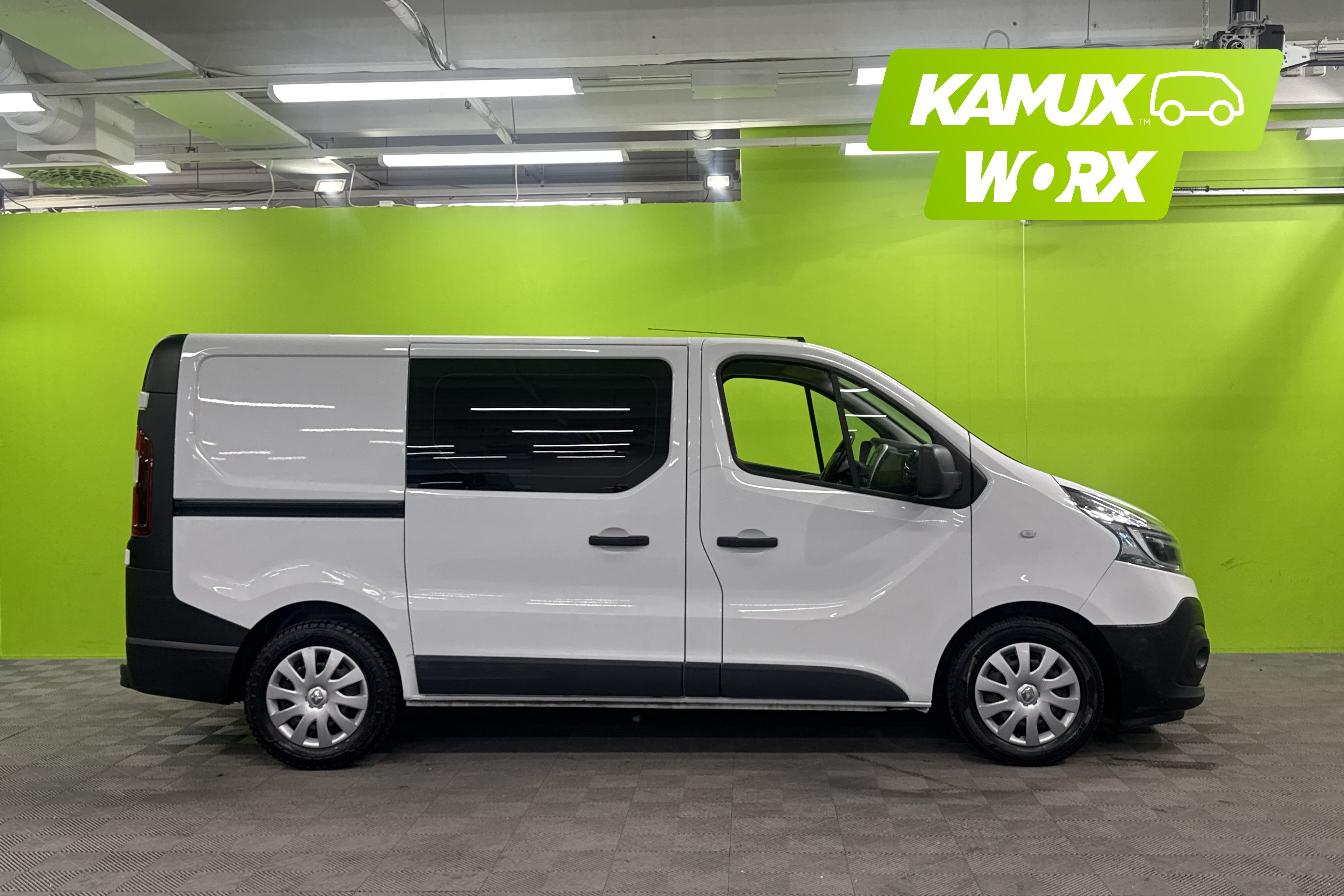 Renault Trafic 2020, photo 2/20