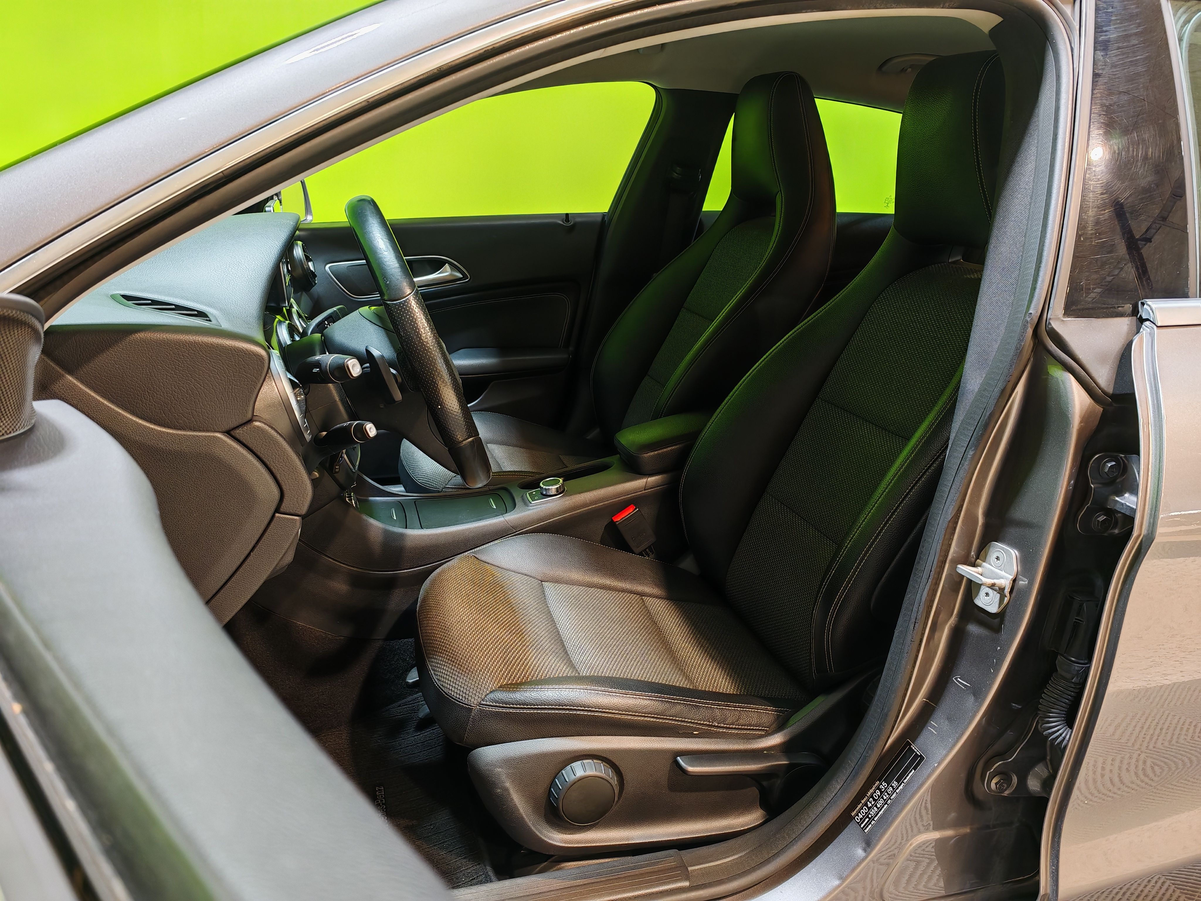 Mercedes-Benz CLA 2015, photo 7/25