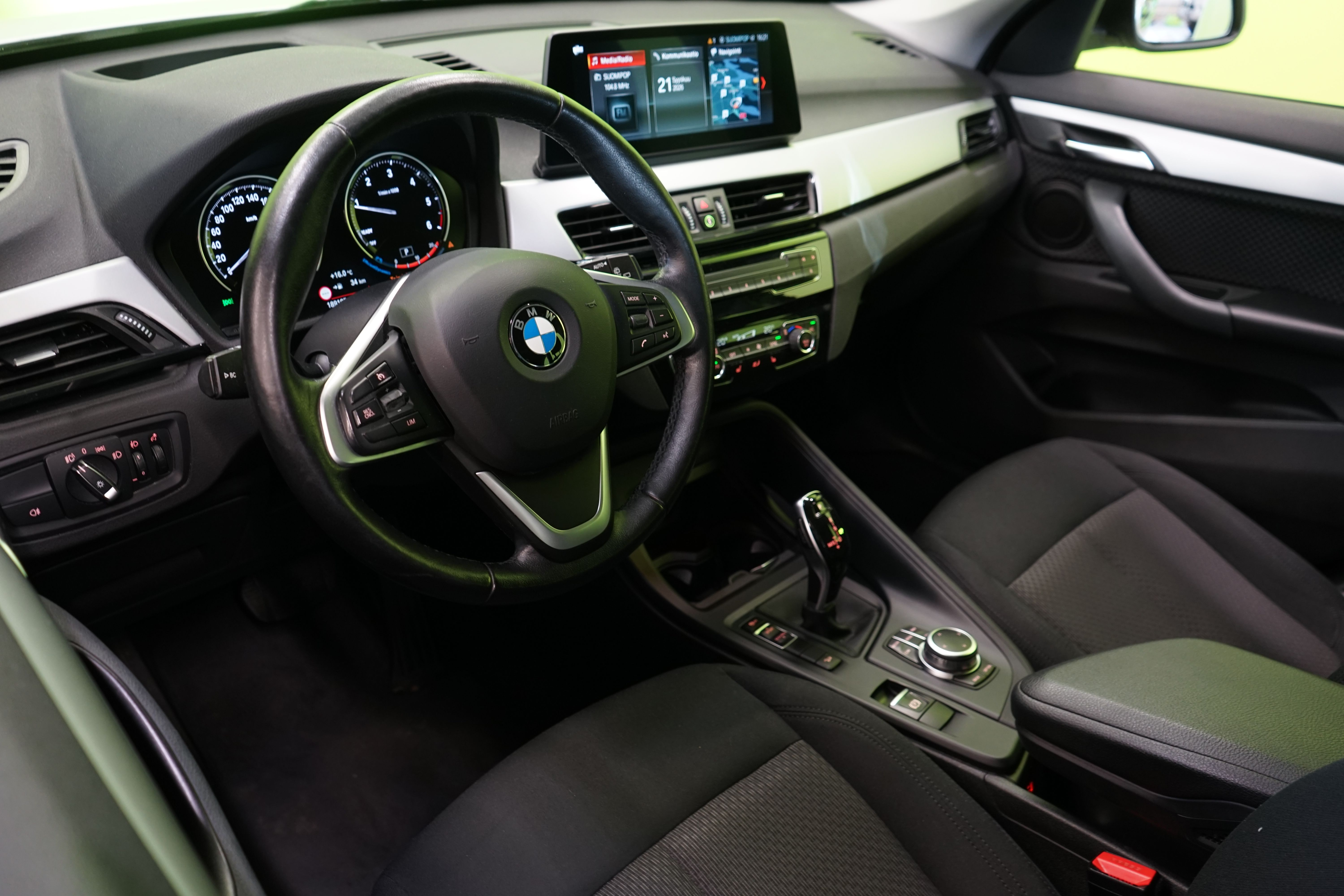 BMW X1 F48 xDrive18d A Business Facelift 2019, kuva 6/26
