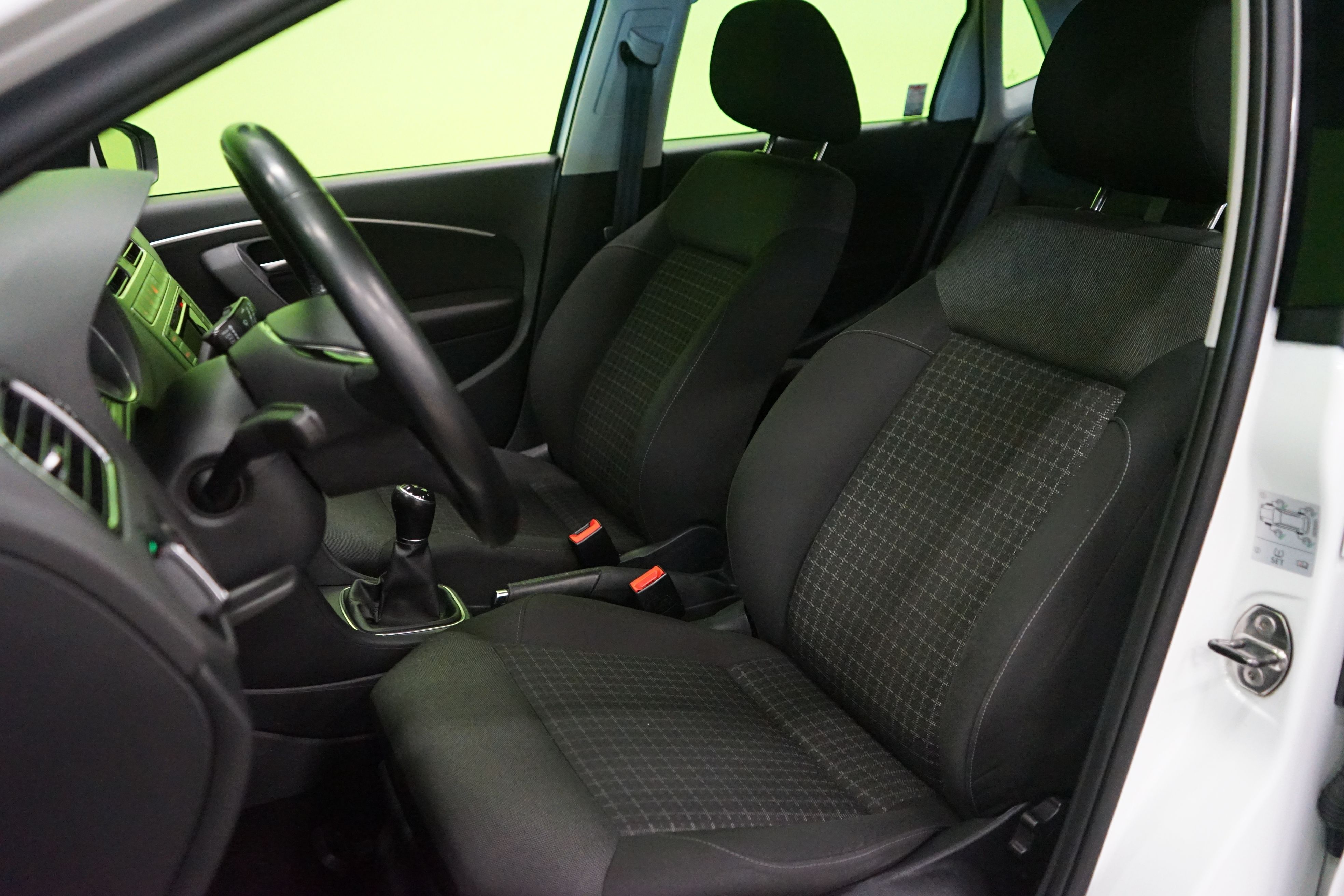 Volkswagen Polo 2017, kuva 7/18
