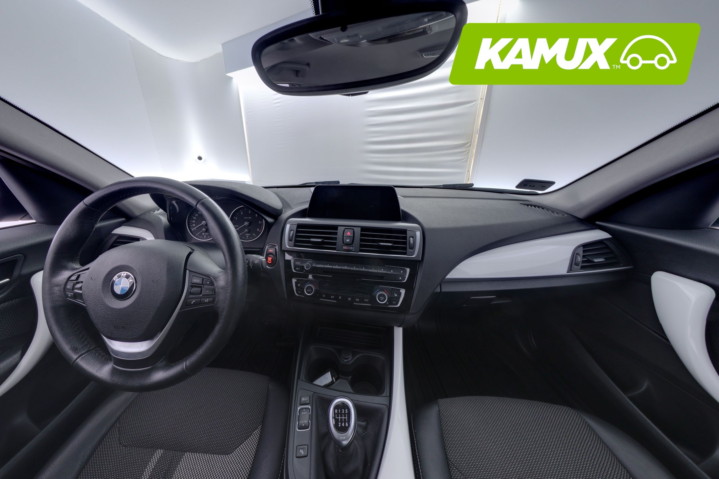 BMW 116 2016, photo 7/25