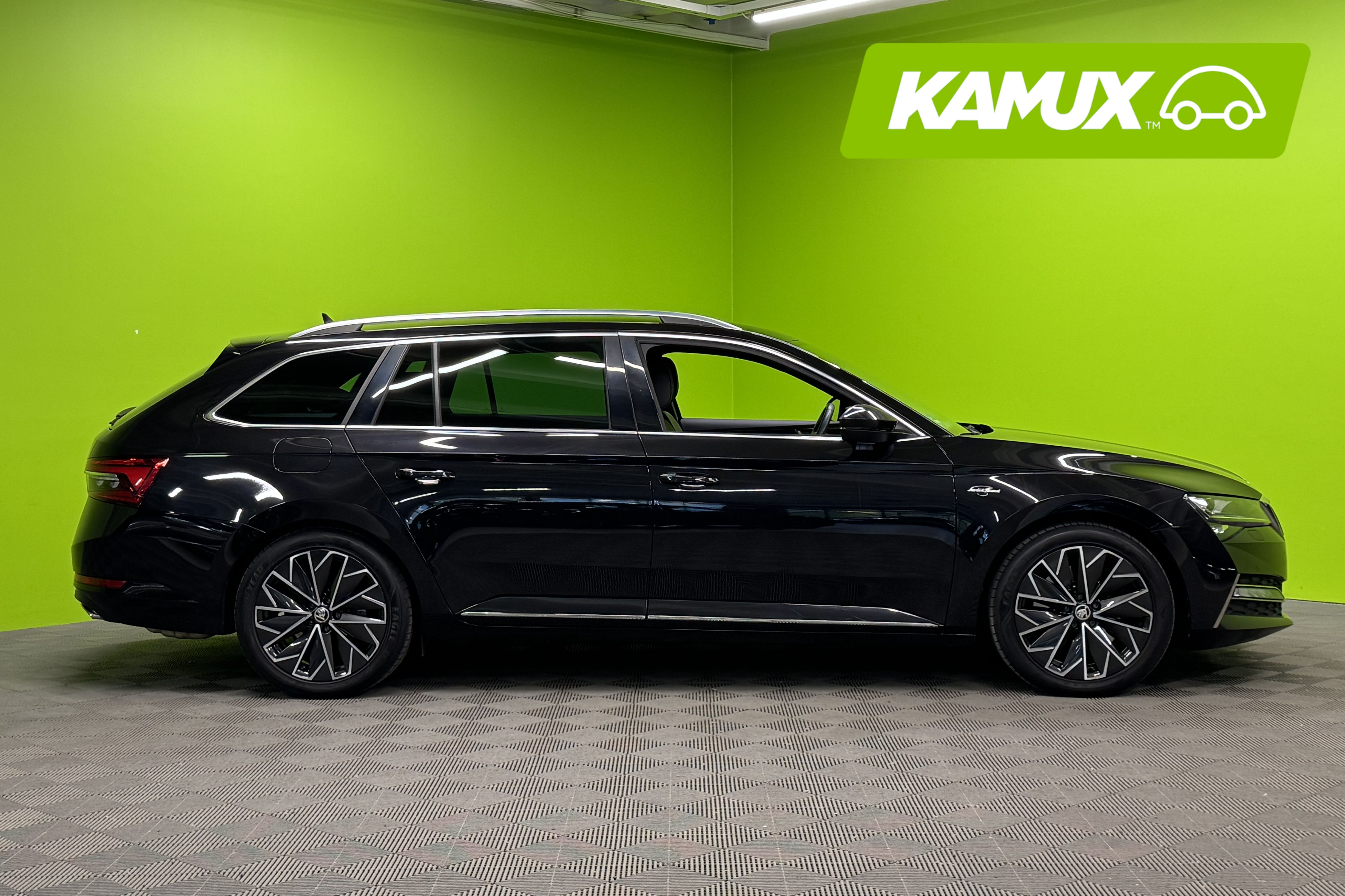 Skoda Superb 2020, kuva 2/30