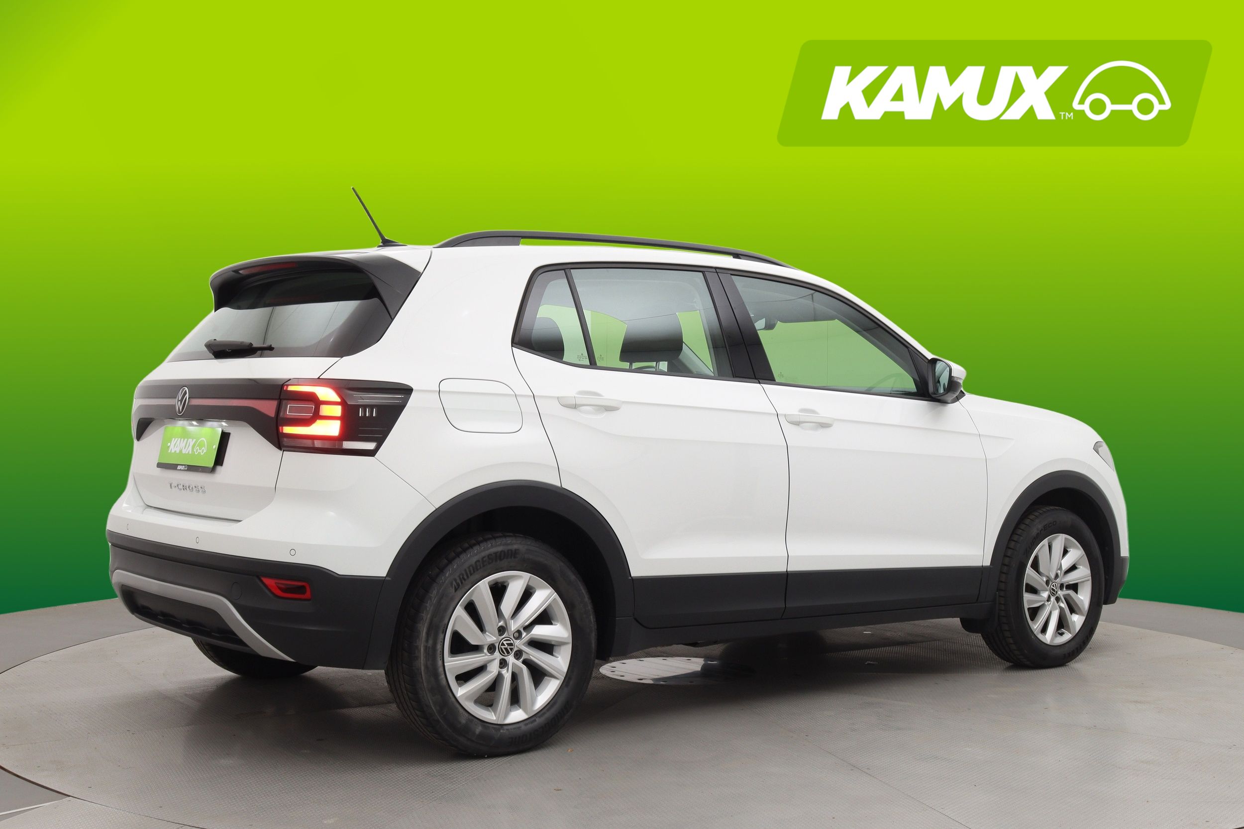 Volkswagen T-Cross Life 1,0 TSI 70 kW 2023, photo 2/22