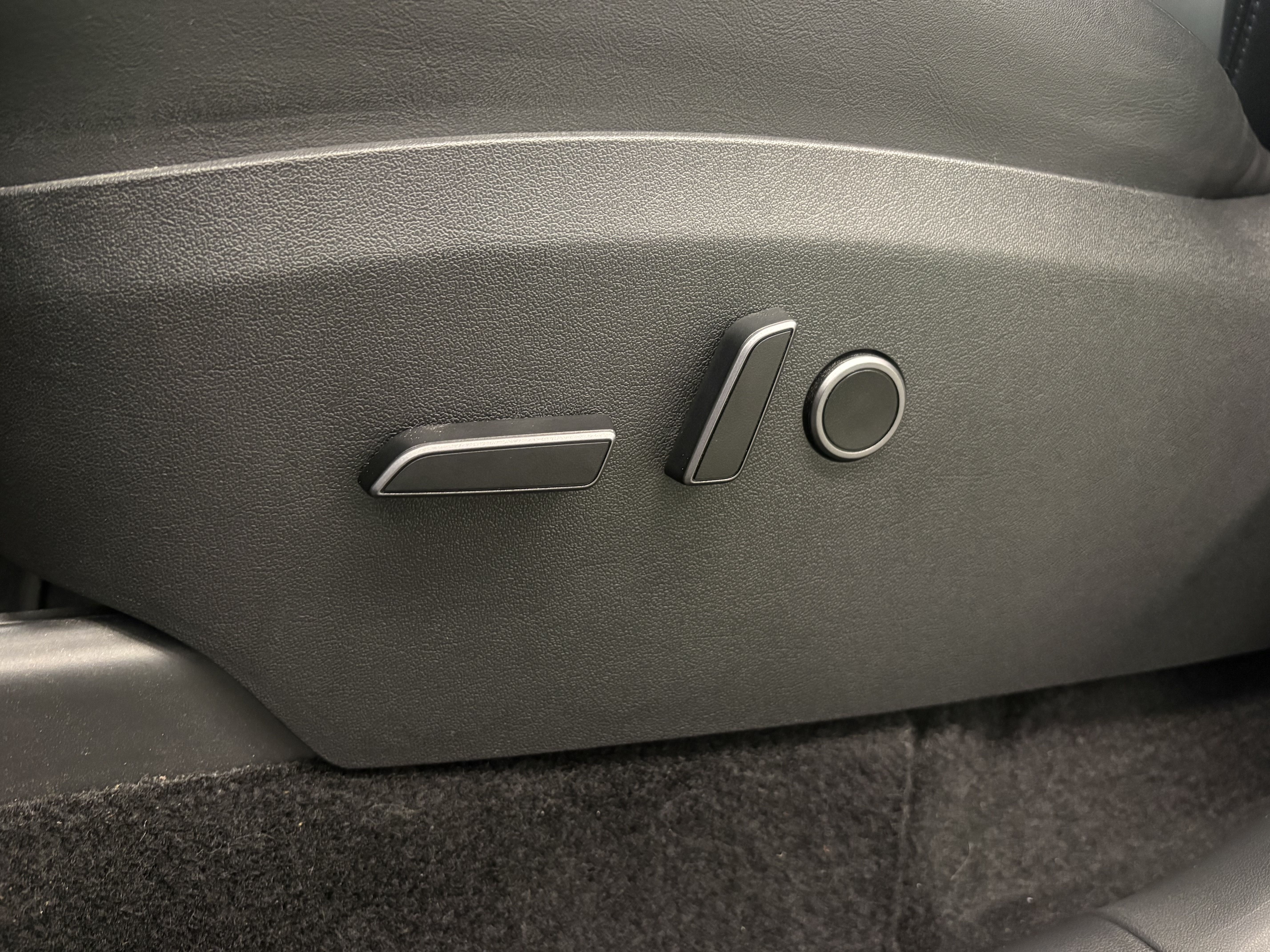 Tesla Model Y Dual Performance Dual AWD 2023, kuva 7/20