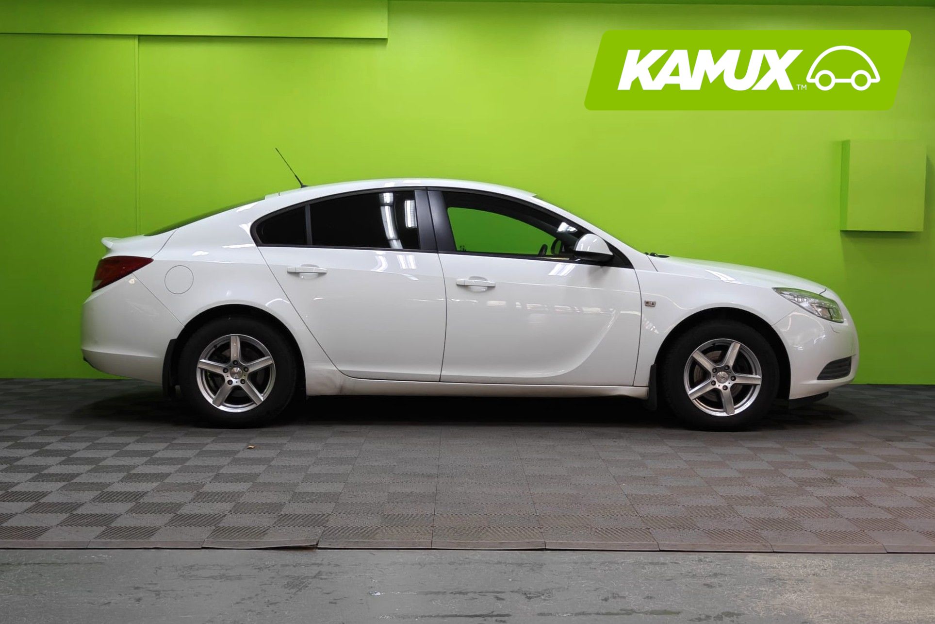 Opel Insignia 2011, kuva 2/16