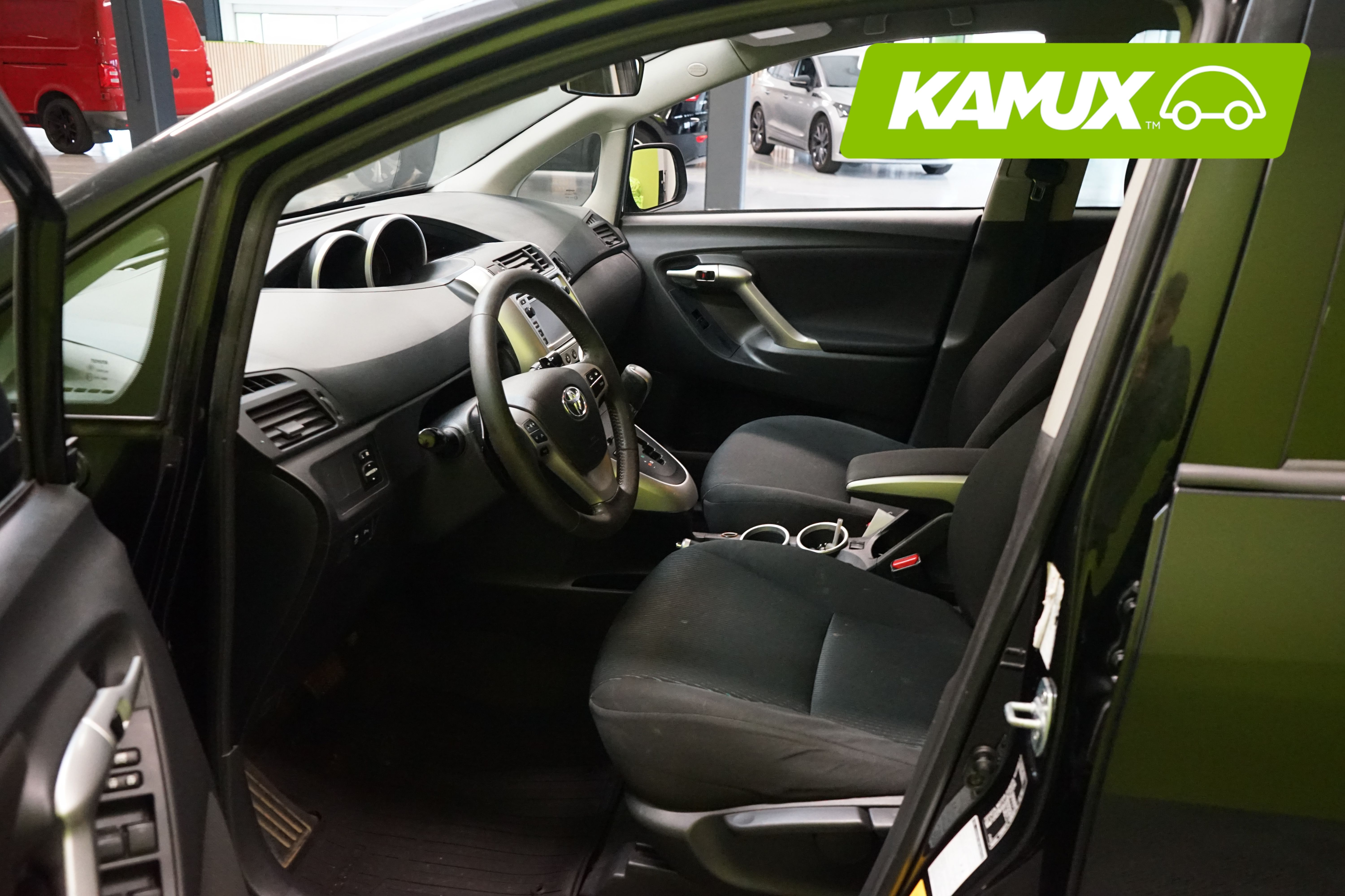 Toyota Verso 2012, kuva 6/20