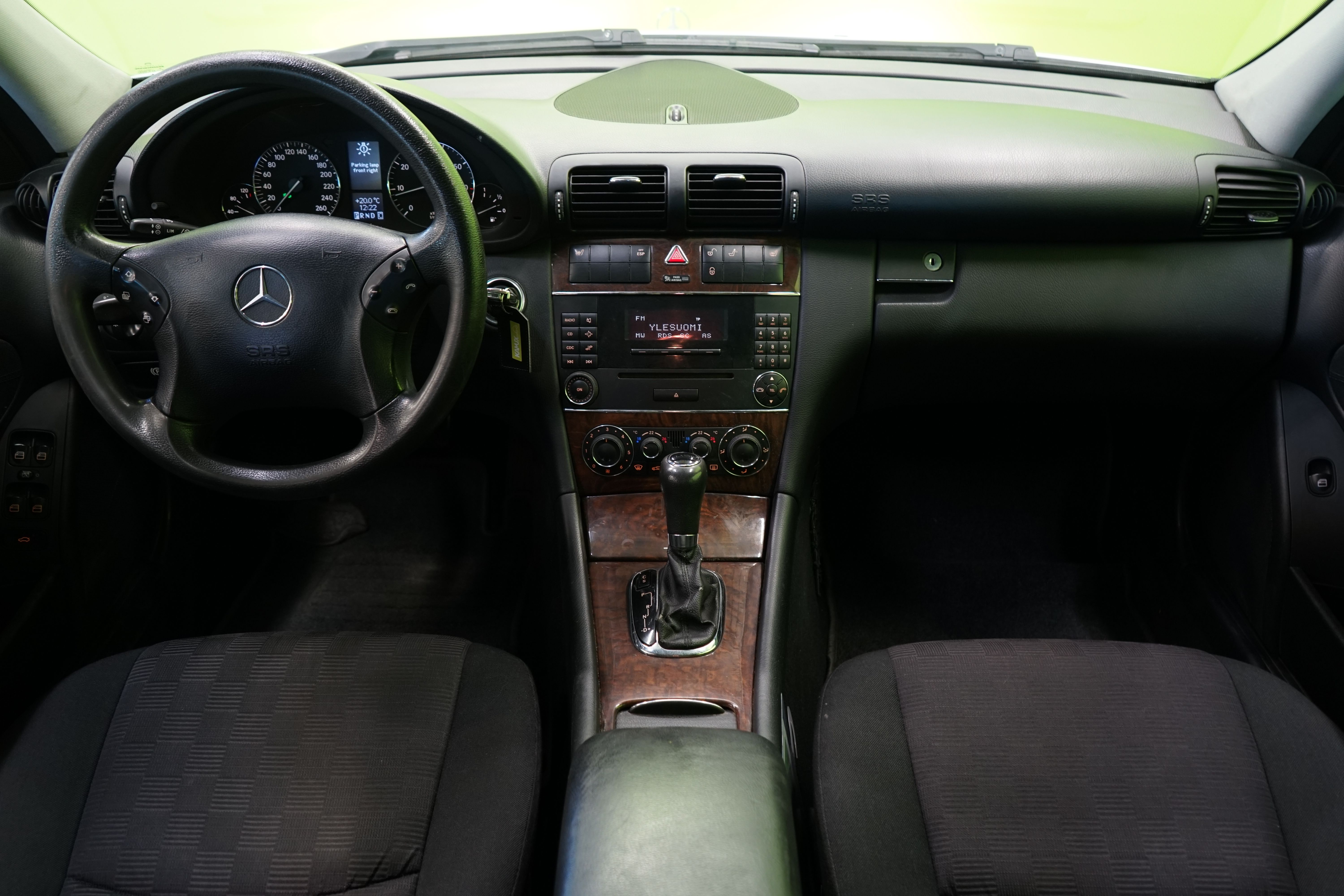 Mercedes-Benz C 2005, kuva 7/20