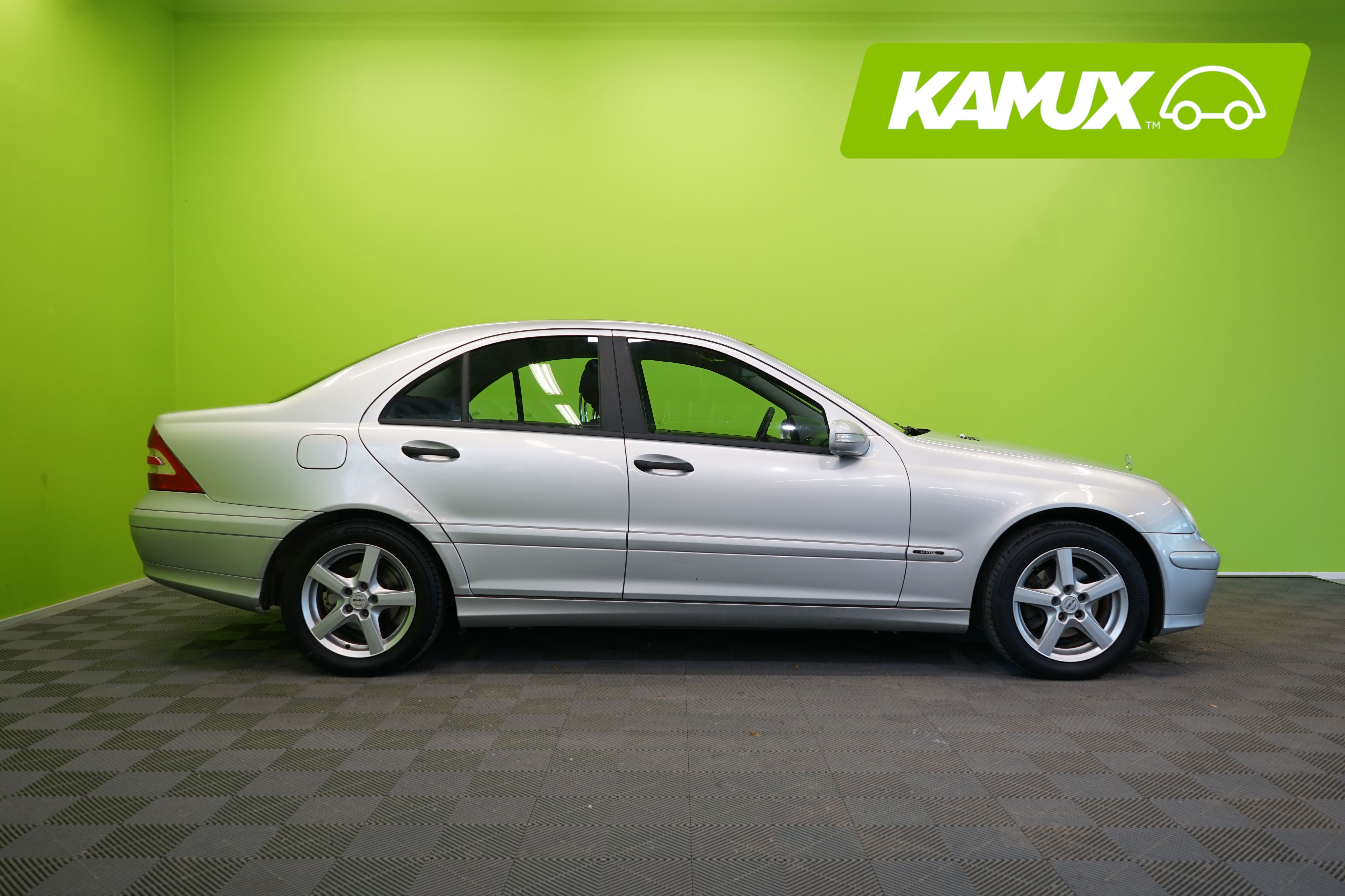 Mercedes-Benz C 2005, kuva 2/20