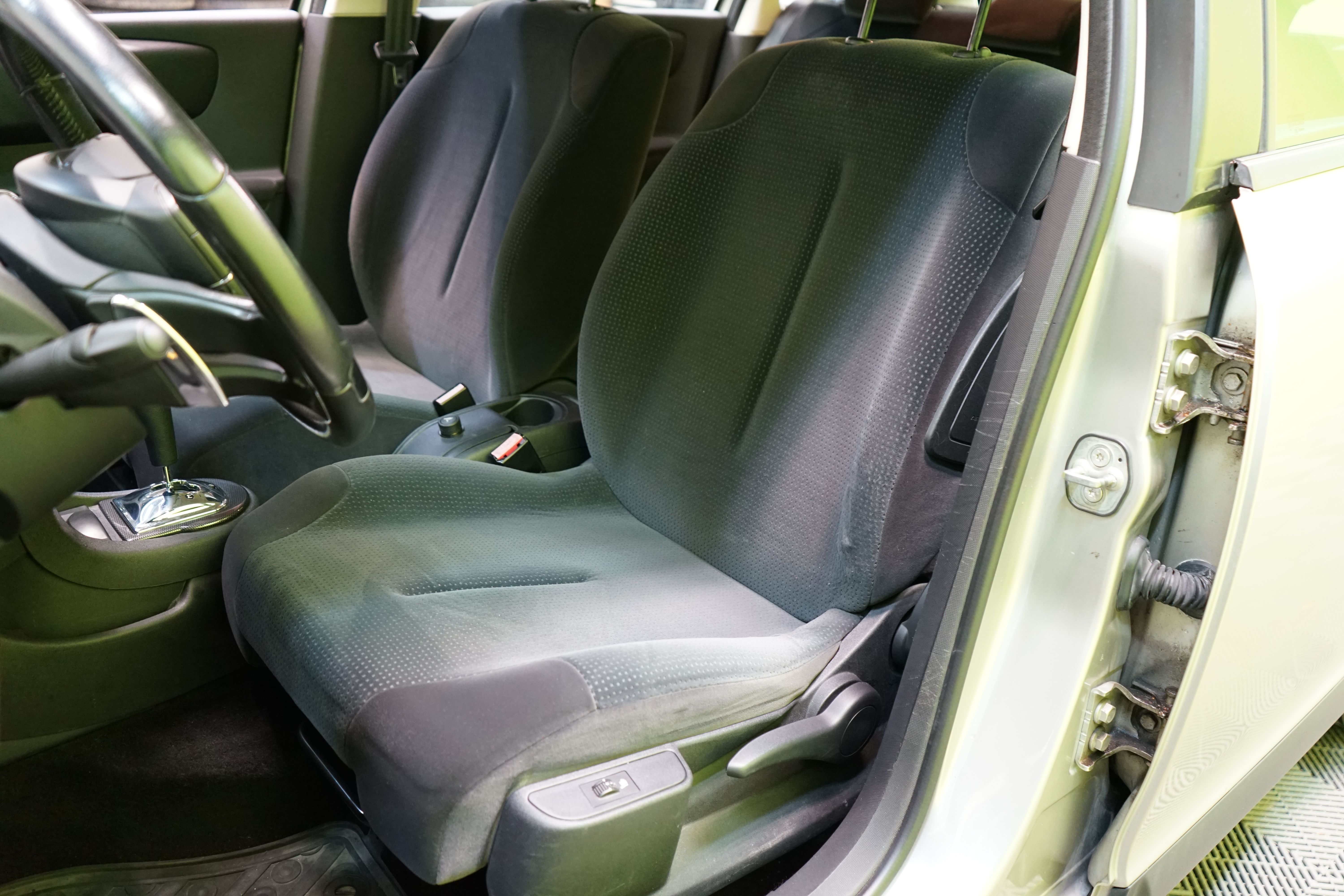 Citroen C4 HDi 110 SX Vision Berline BMP 2008, kuva 7/22