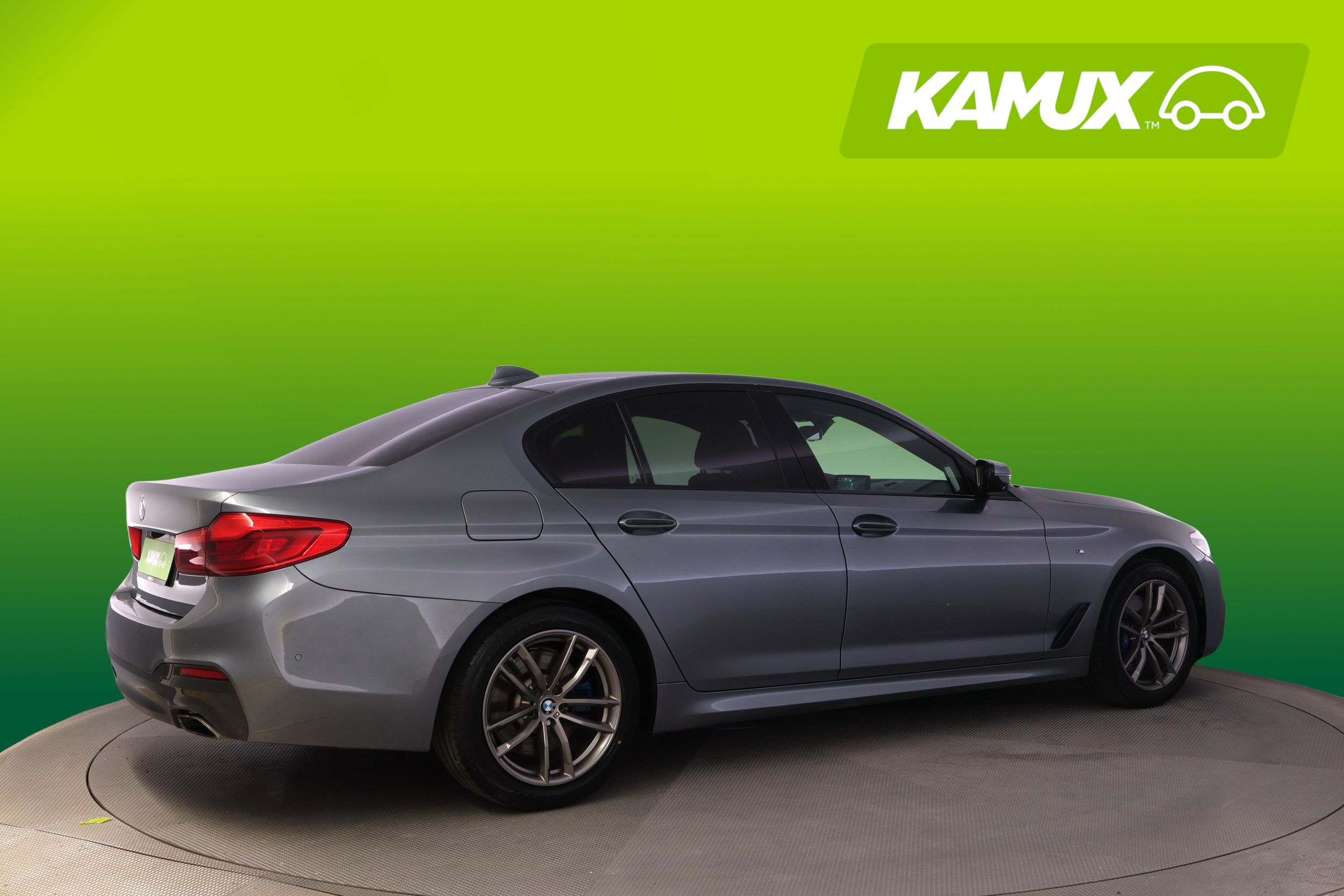 BMW 530 G30 530i xDrive M Sport 2017, kuva 2/25