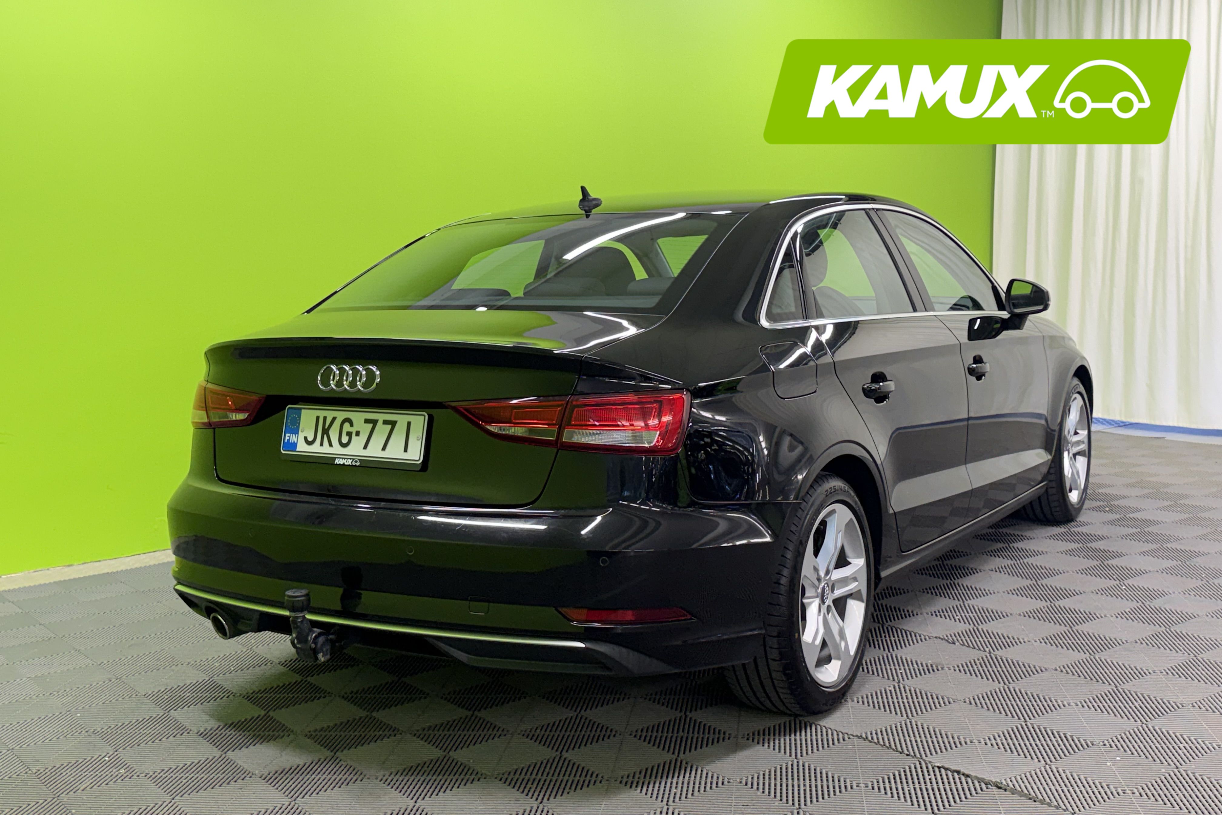 Audi A3 Sedan 1,6 TDI 81 kW - Facelift 2017, bild 3/24