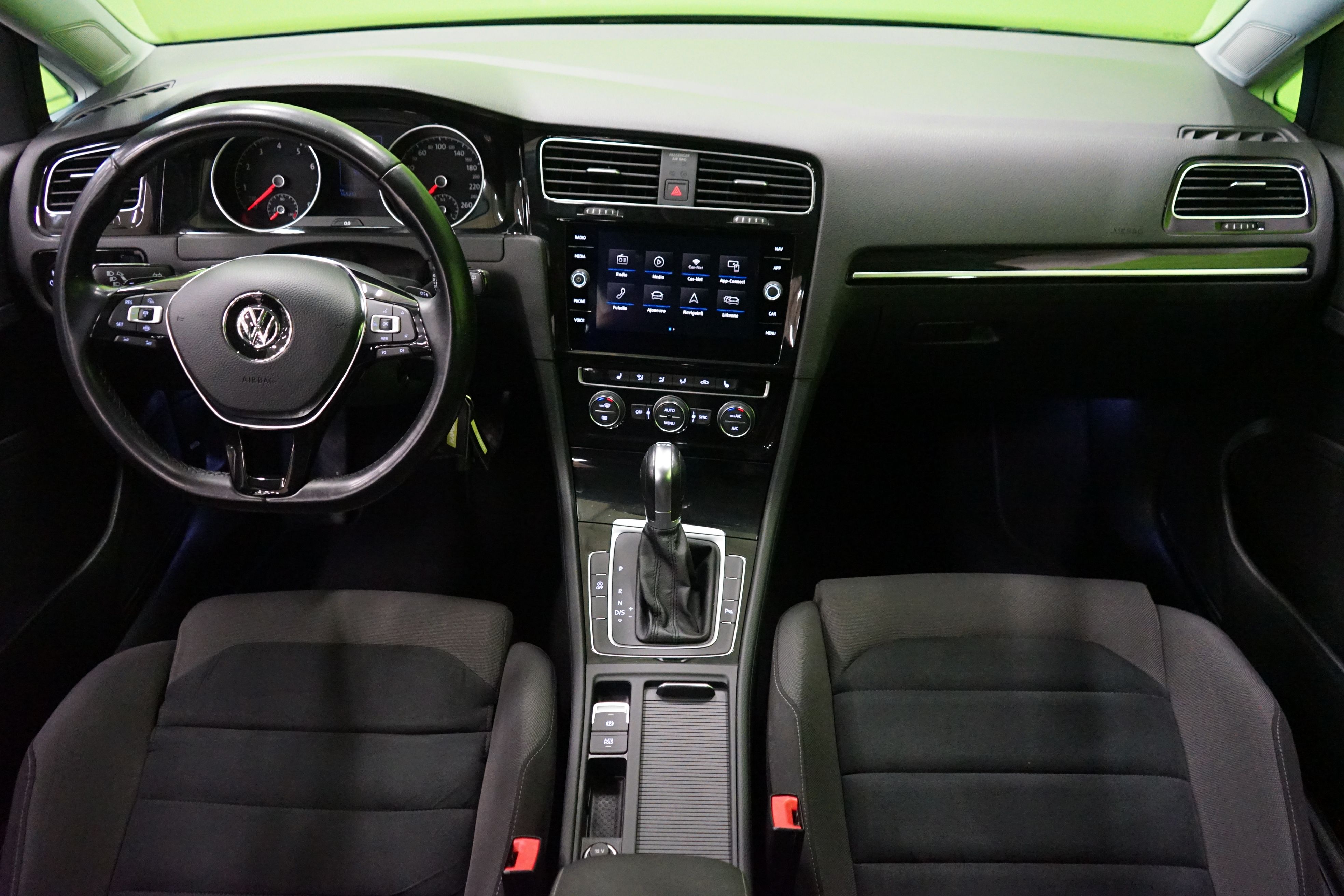 Volkswagen Golf 2019, kuva 6/23