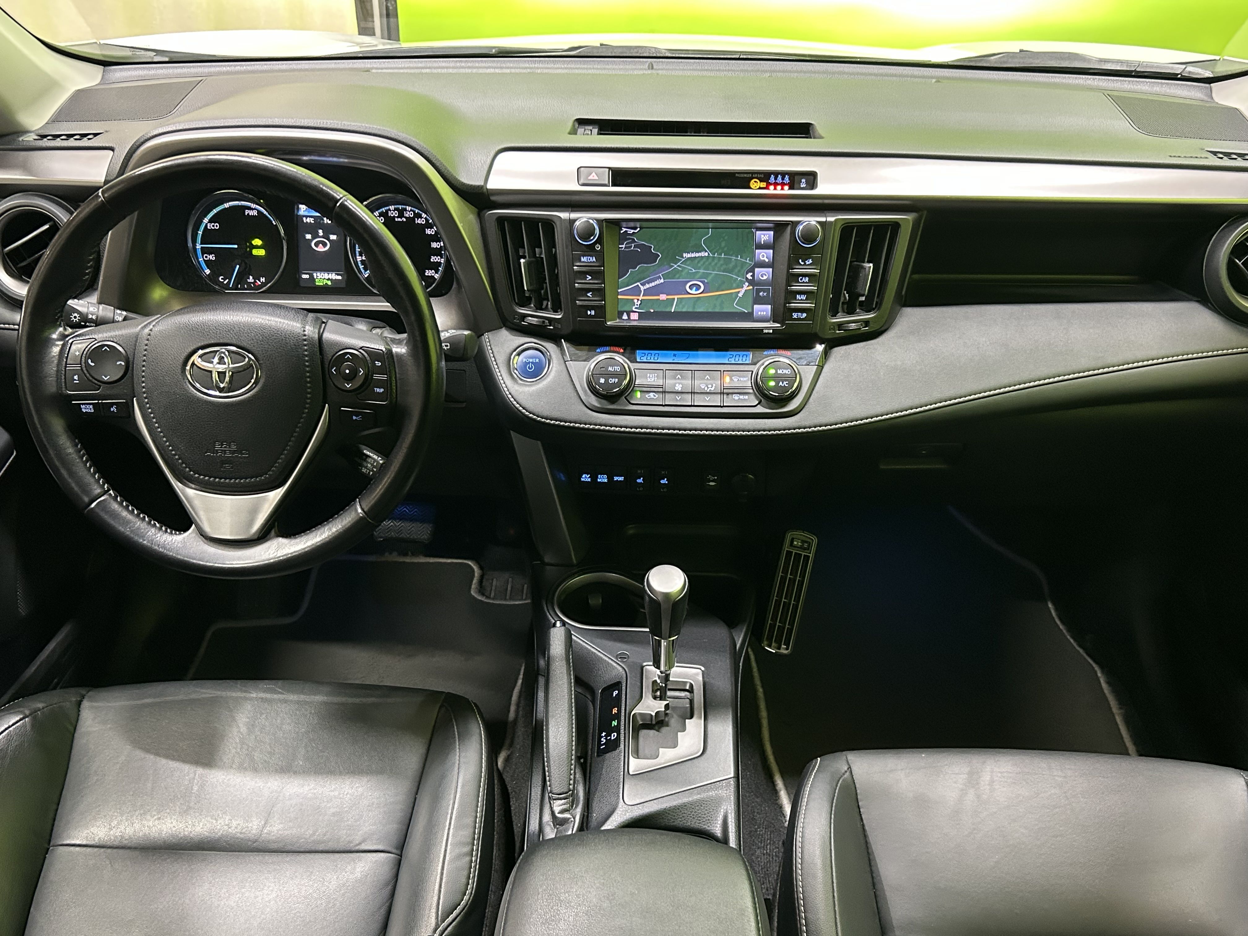 Toyota RAV4 2,5 Hybrid AWD Premium 2016, kuva 6/25