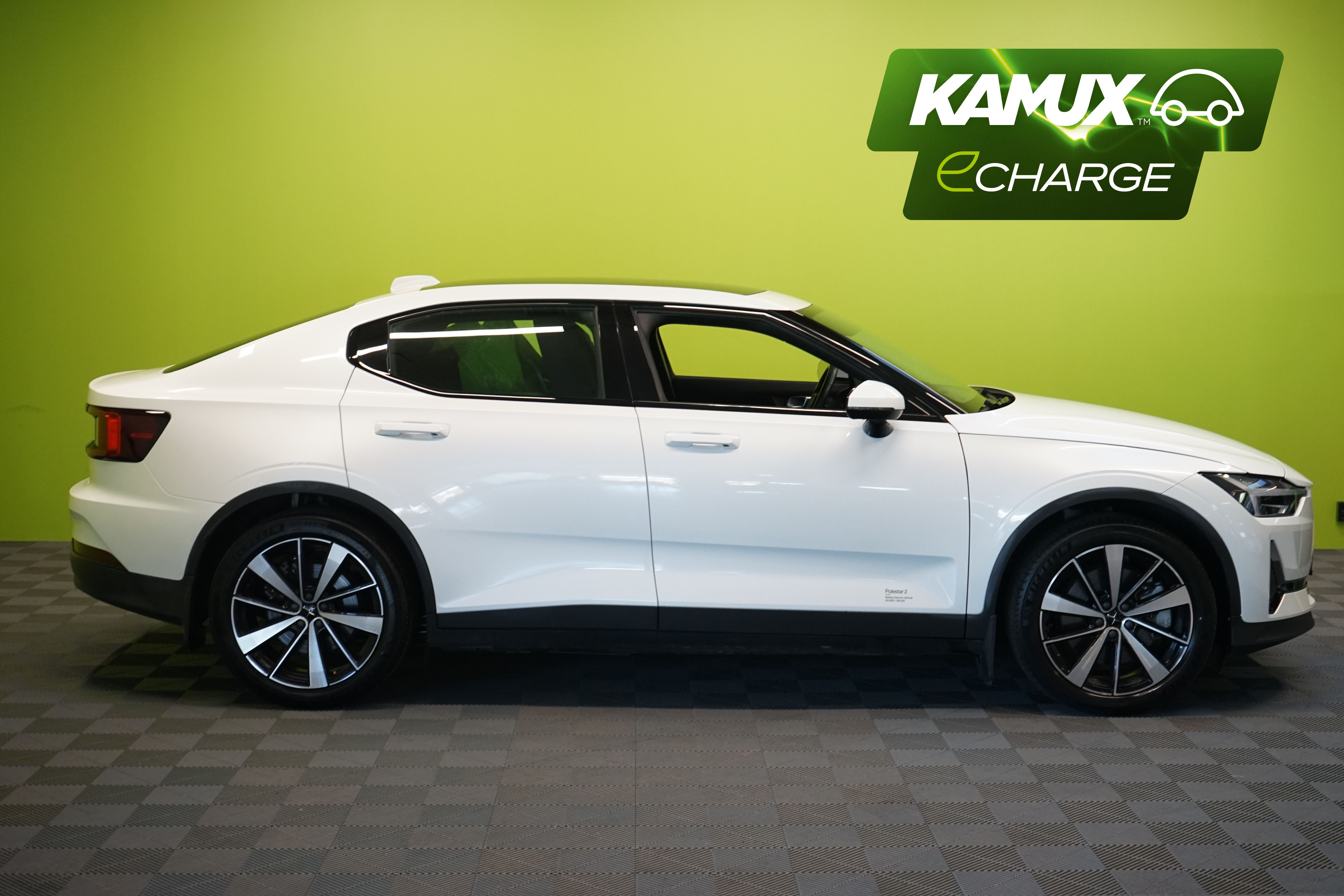 Polestar 2 2022, kuva 2/24