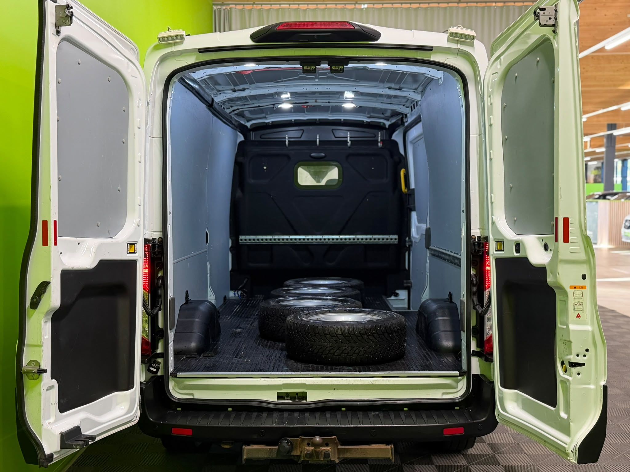 Ford Transit 2020, kuva 7/21