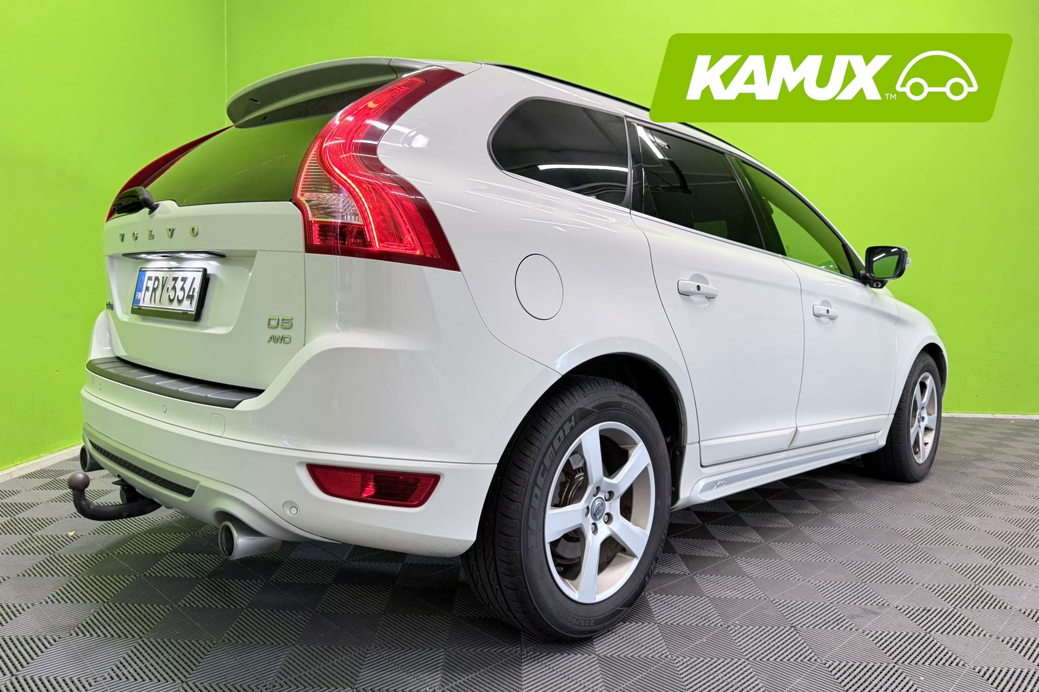 Volvo XC60 D5 AWD R-Design aut. 2013, kuva 3/24